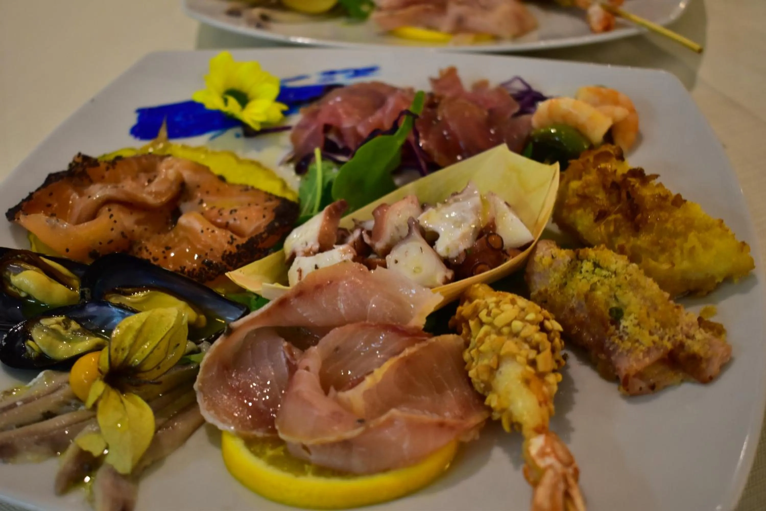 Food and drinks in Hotel Garden