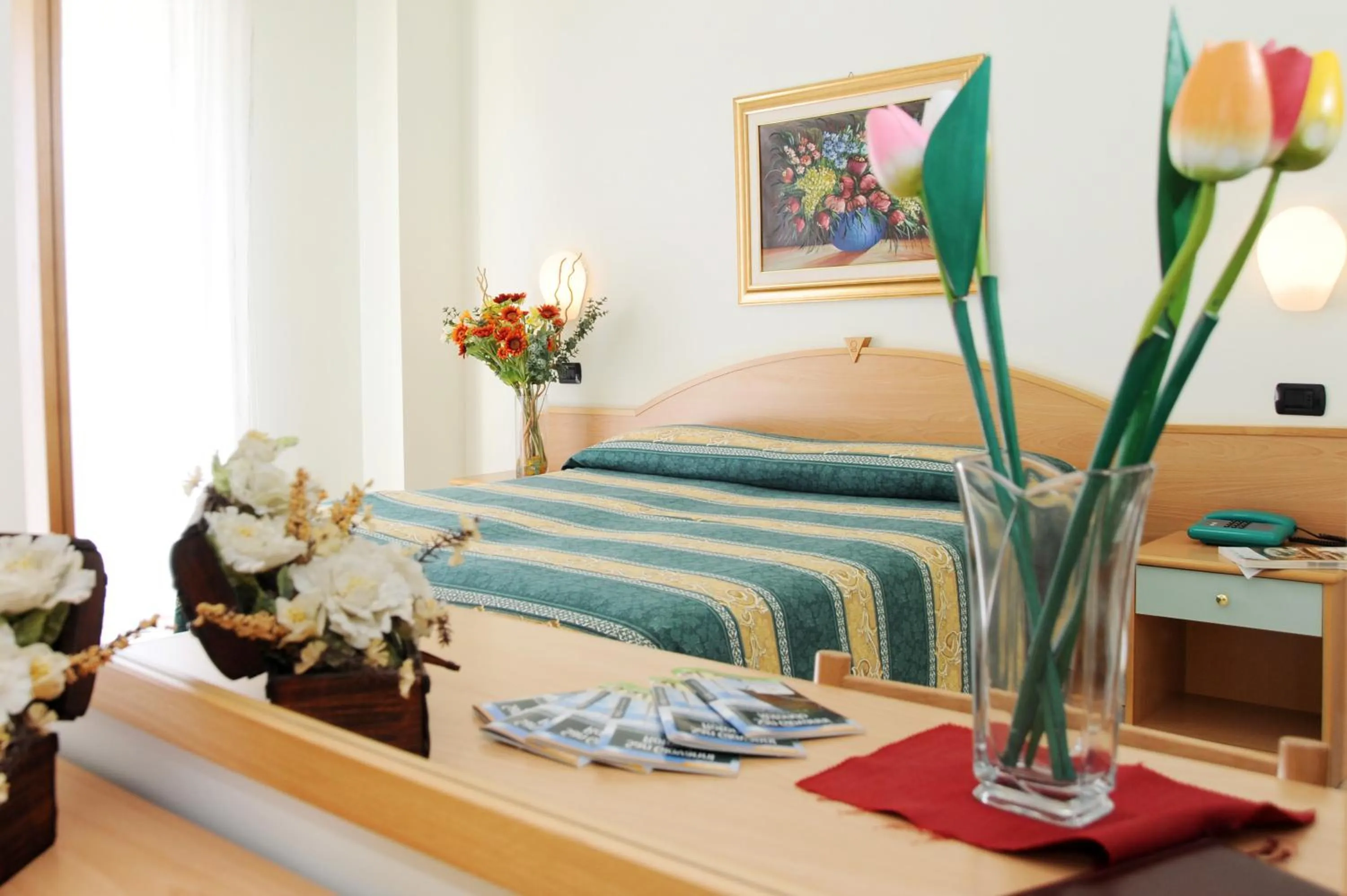 Photo of the whole room, Bed in Hotel Garden