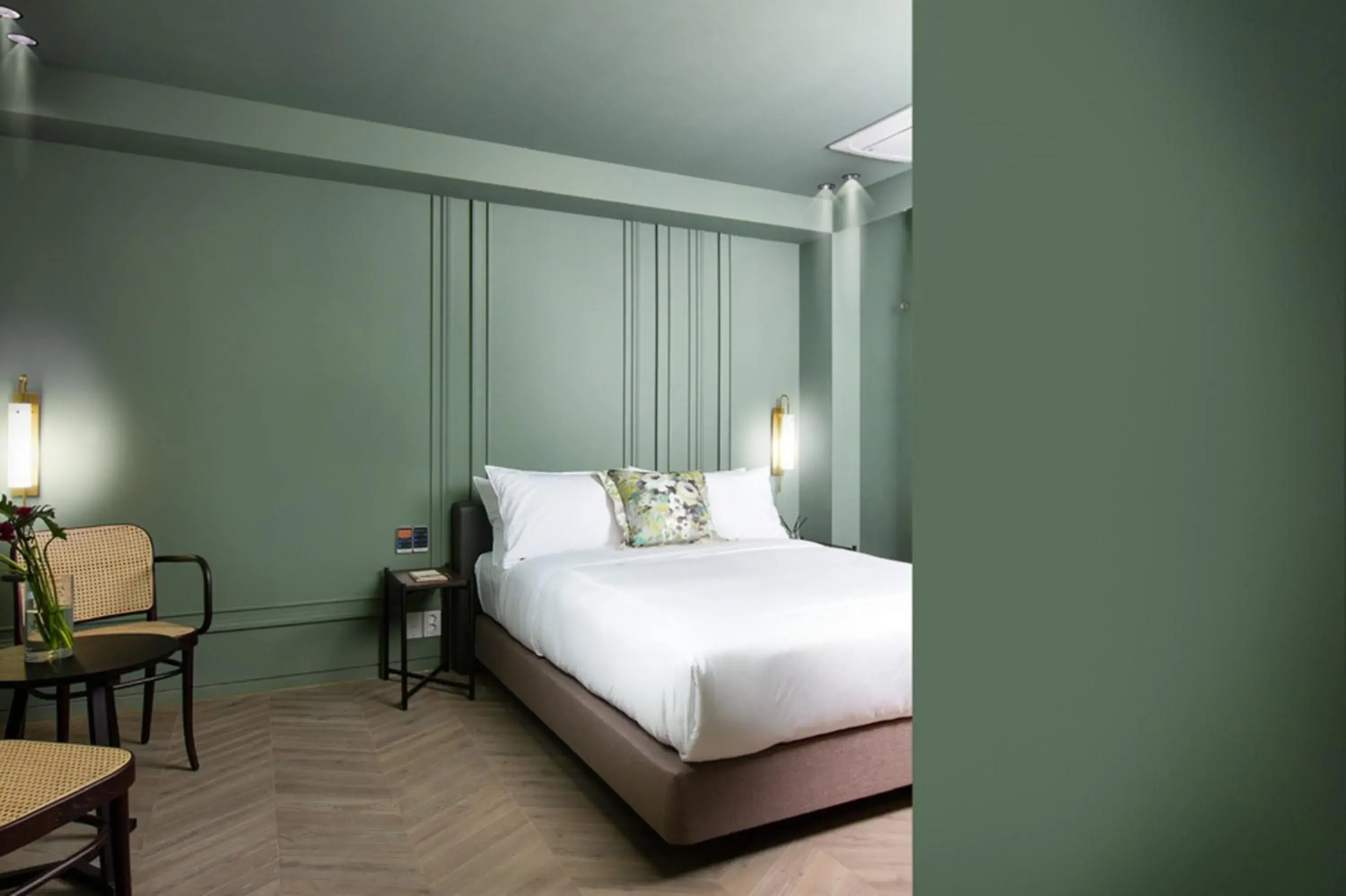 Bed in BROWN DOT Hotel Dadaepo Beach ㅡ 구 Oia Hotel Bed in BROWN DOT Hotel Dadaepo Beach ㅡ 구 Oia Hotel