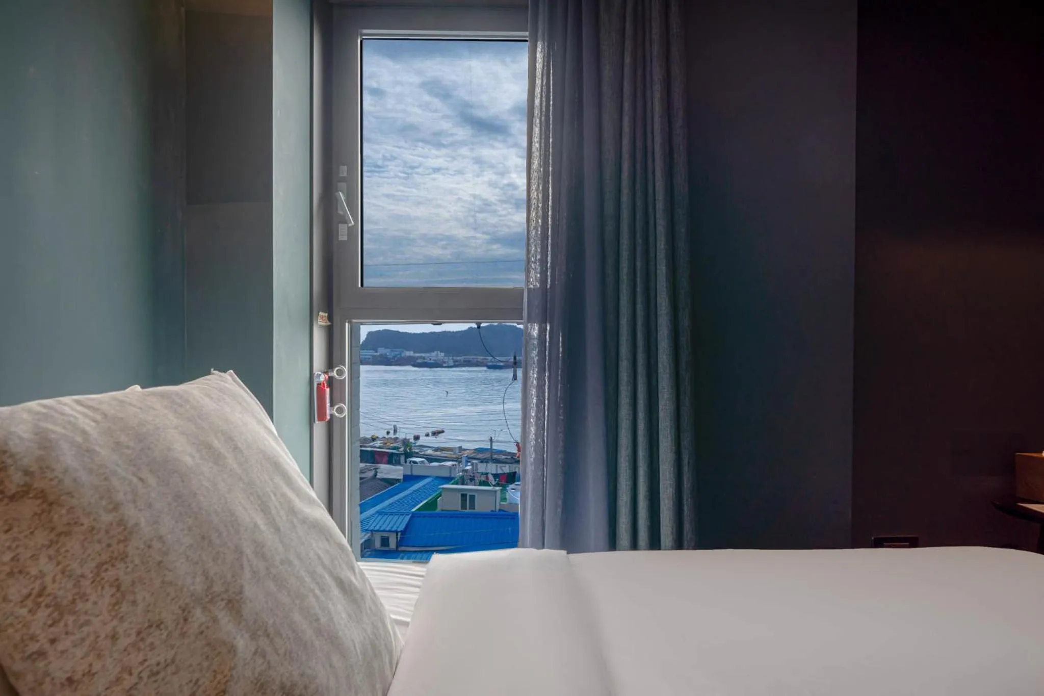 Bed in BROWN DOT Hotel Dadaepo Beach