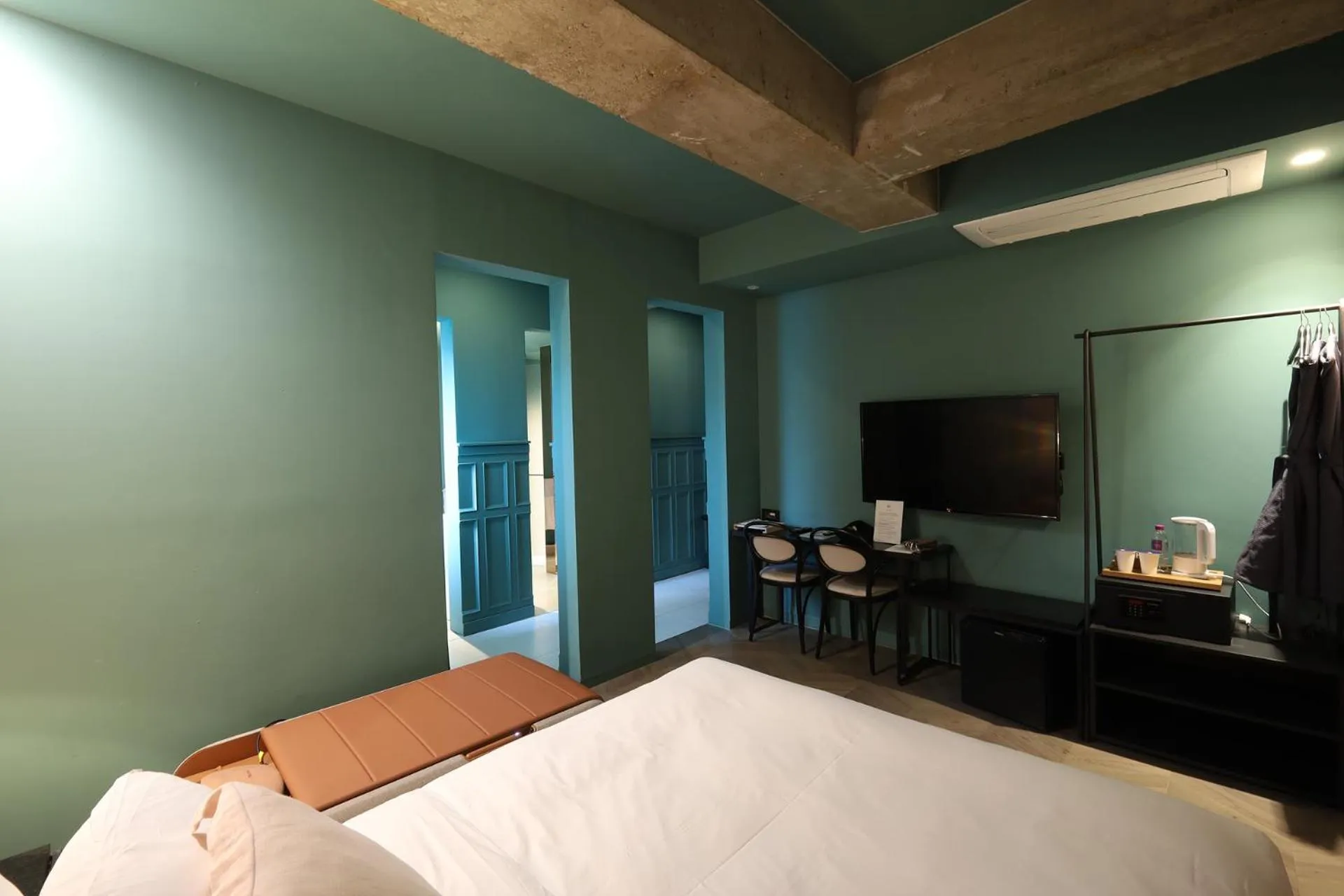 Bed in BROWN DOT Hotel Dadaepo Beach ㅡ 구 Oia Hotel