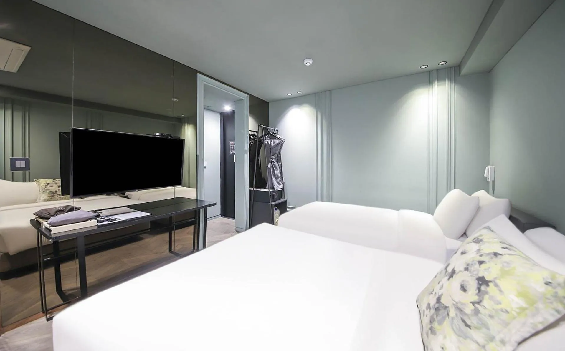 Bed in BROWN DOT Hotel Dadaepo Beach