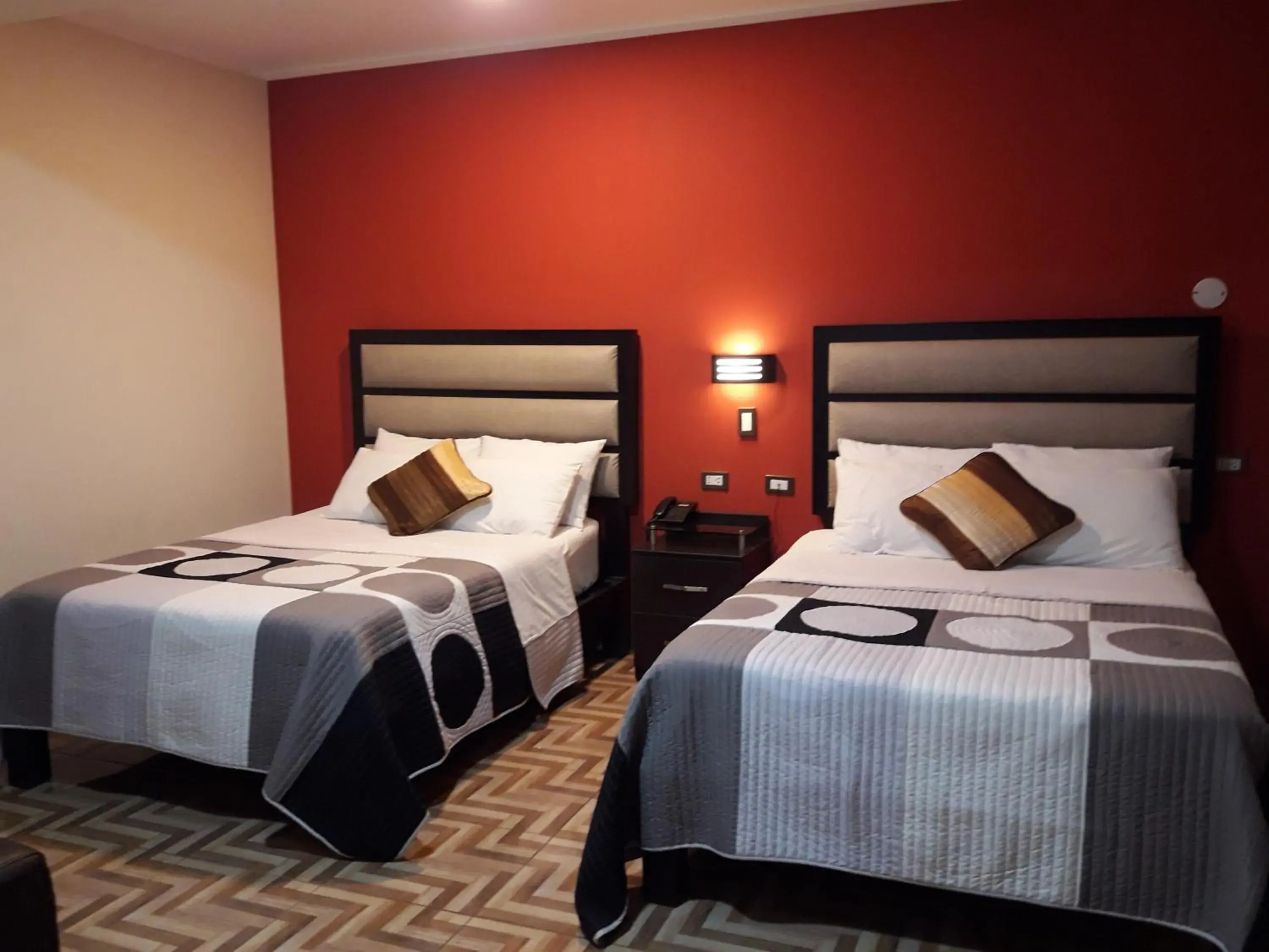 Twin Room with Private Bathroom in Gavina Inn Hotel Twin Room with Private Bathroom in Gavina Inn Hotel