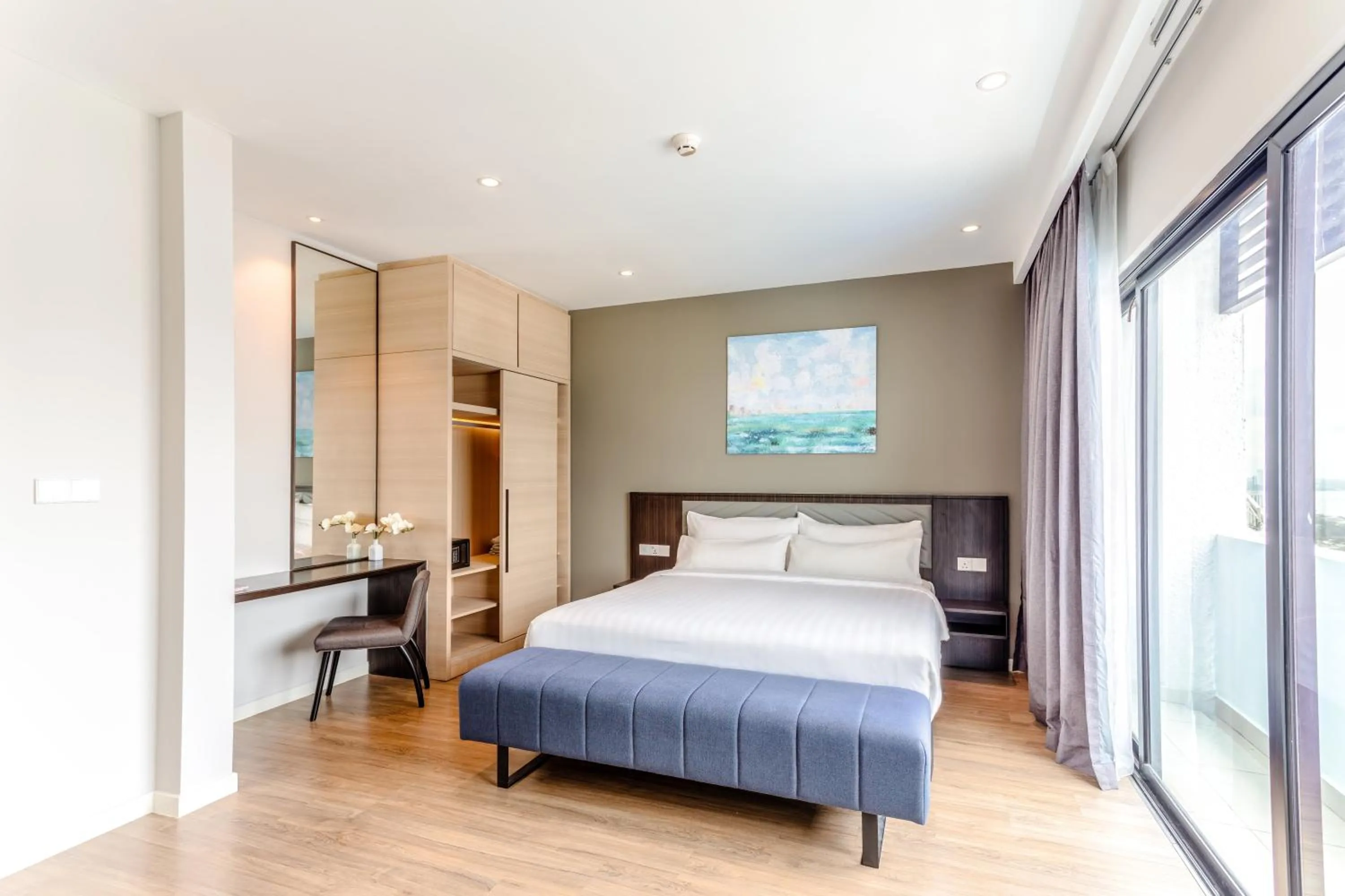 Bedroom, Bed in Shama Suasana Johor Bahru Formerly known as Suasana All Suites Hotels Johor Bahru