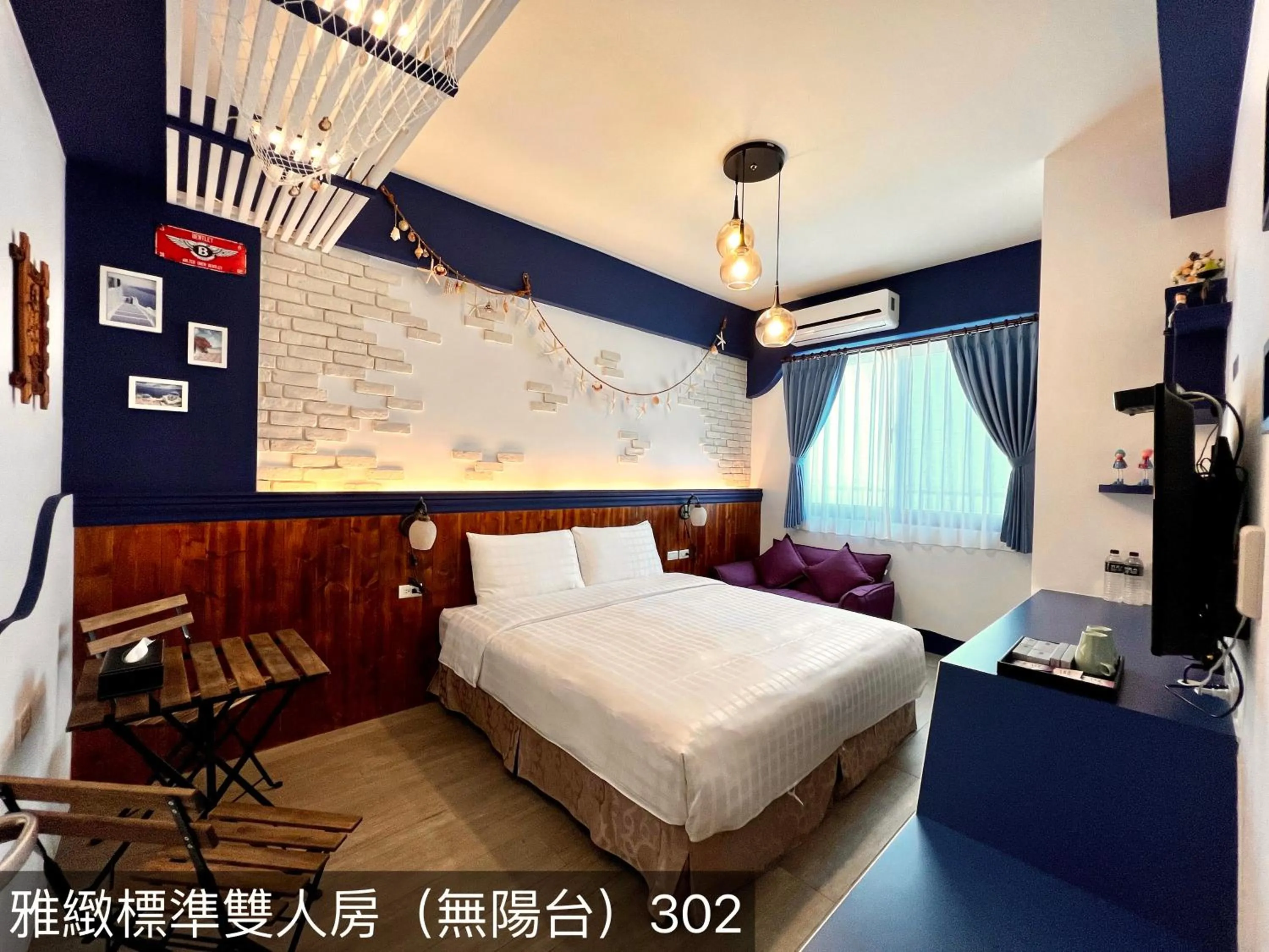 Photo of the whole room, Bed in Summer Bay Inn