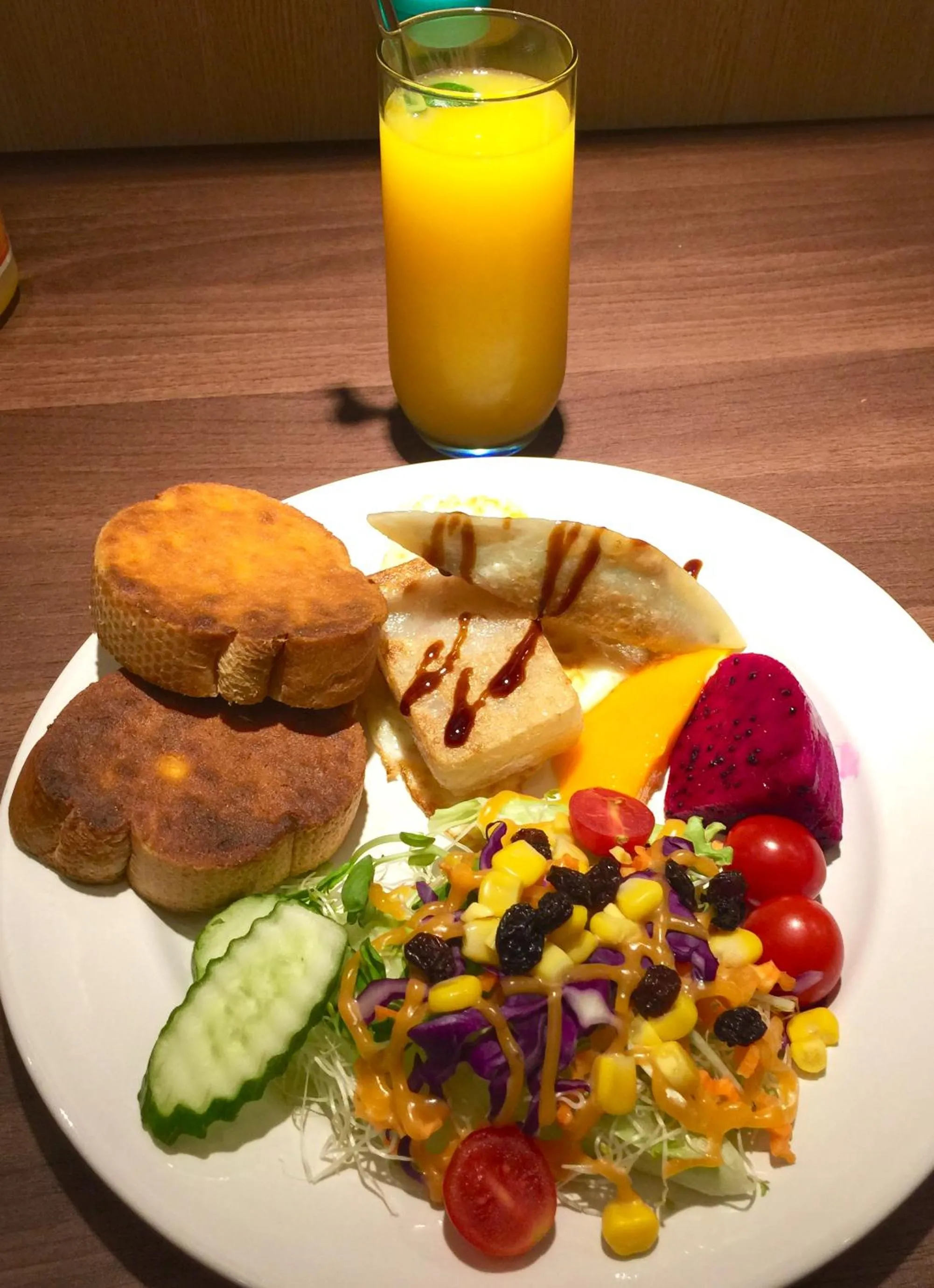 Breakfast in Summer Bay Inn