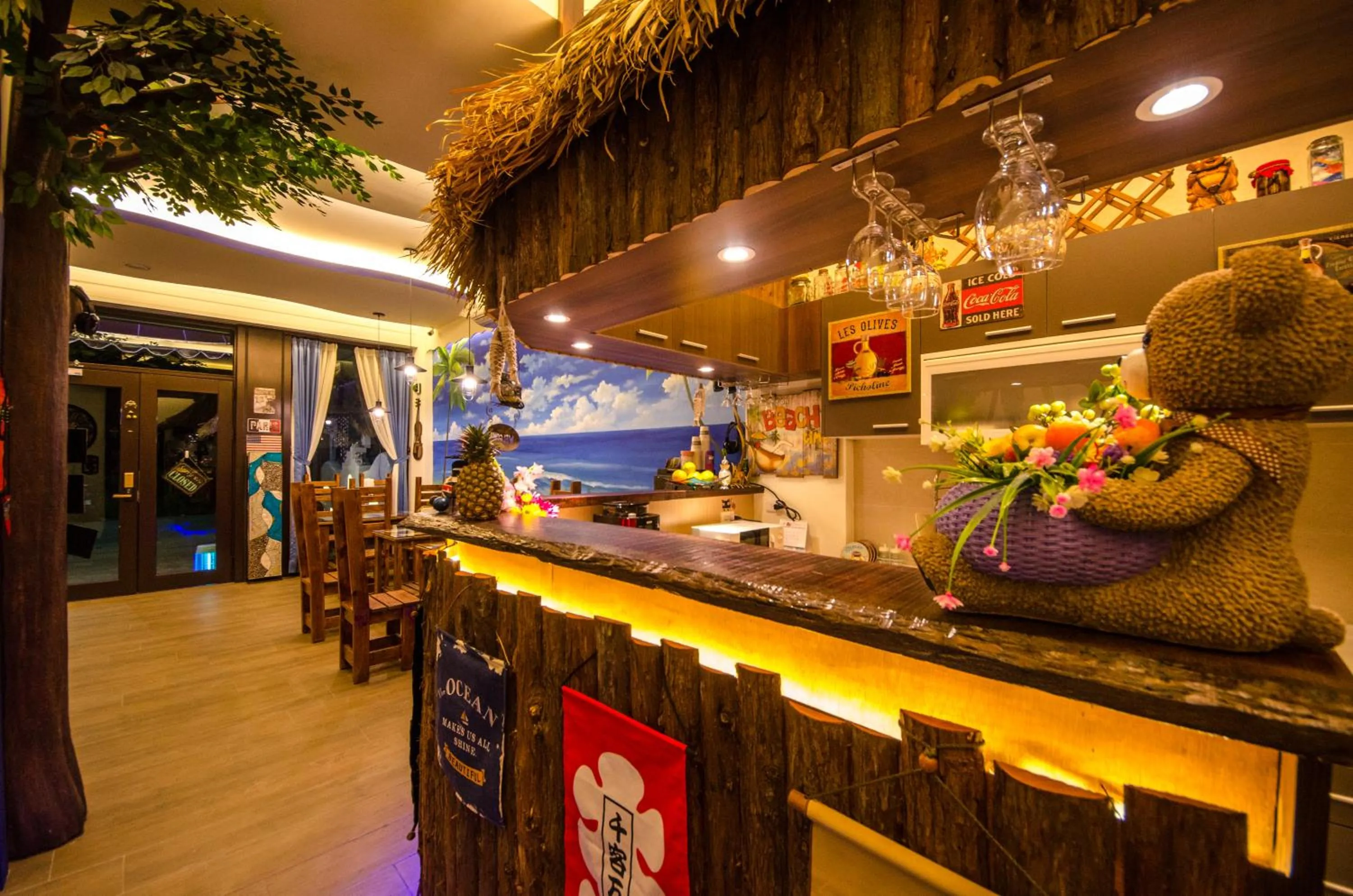 Lobby or reception in Summer Bay Inn