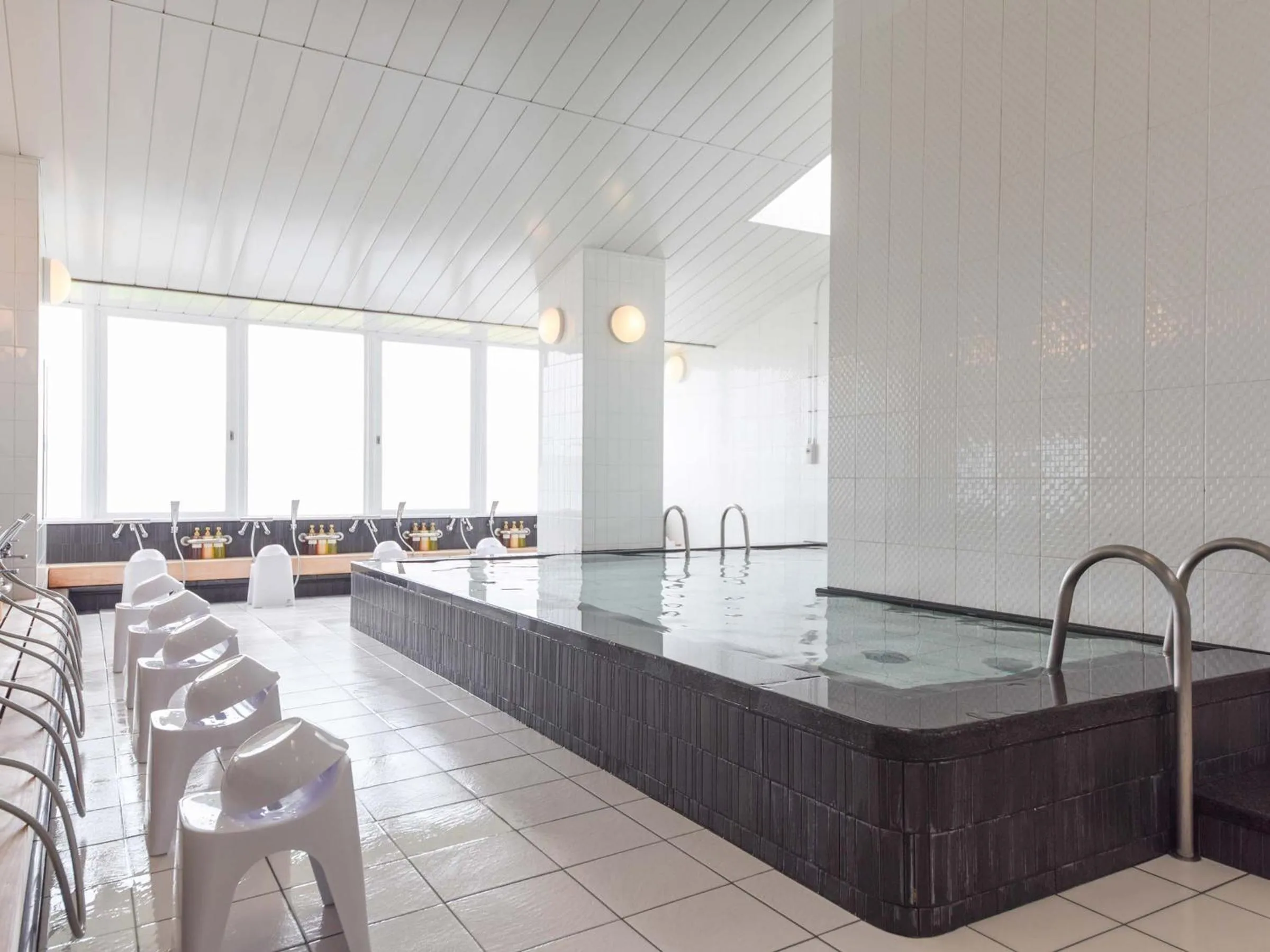 Public Bath in Hotel Lodge Maishima