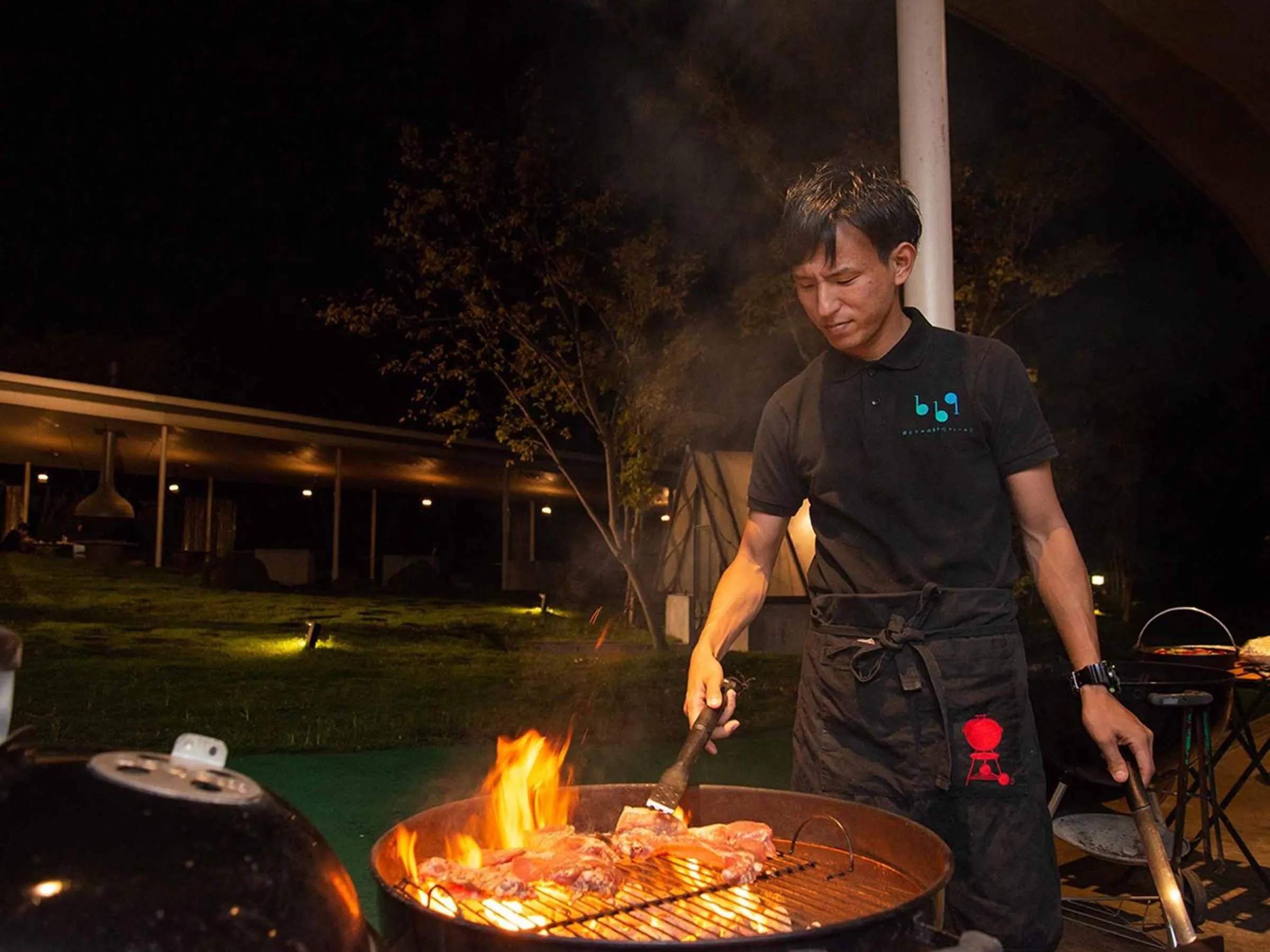 Staff in Hotel Lodge Maishima