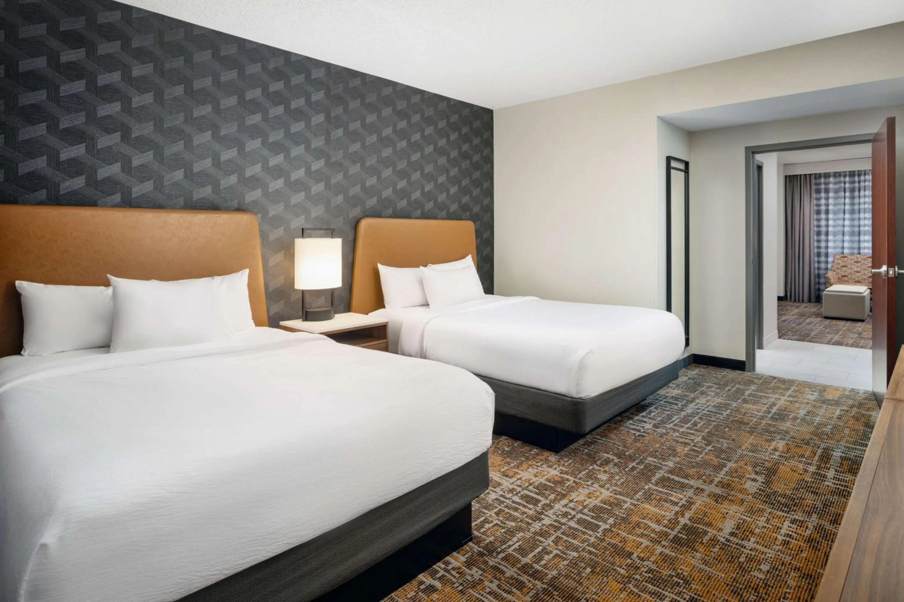 Bed in Embassy Suites Huntsville