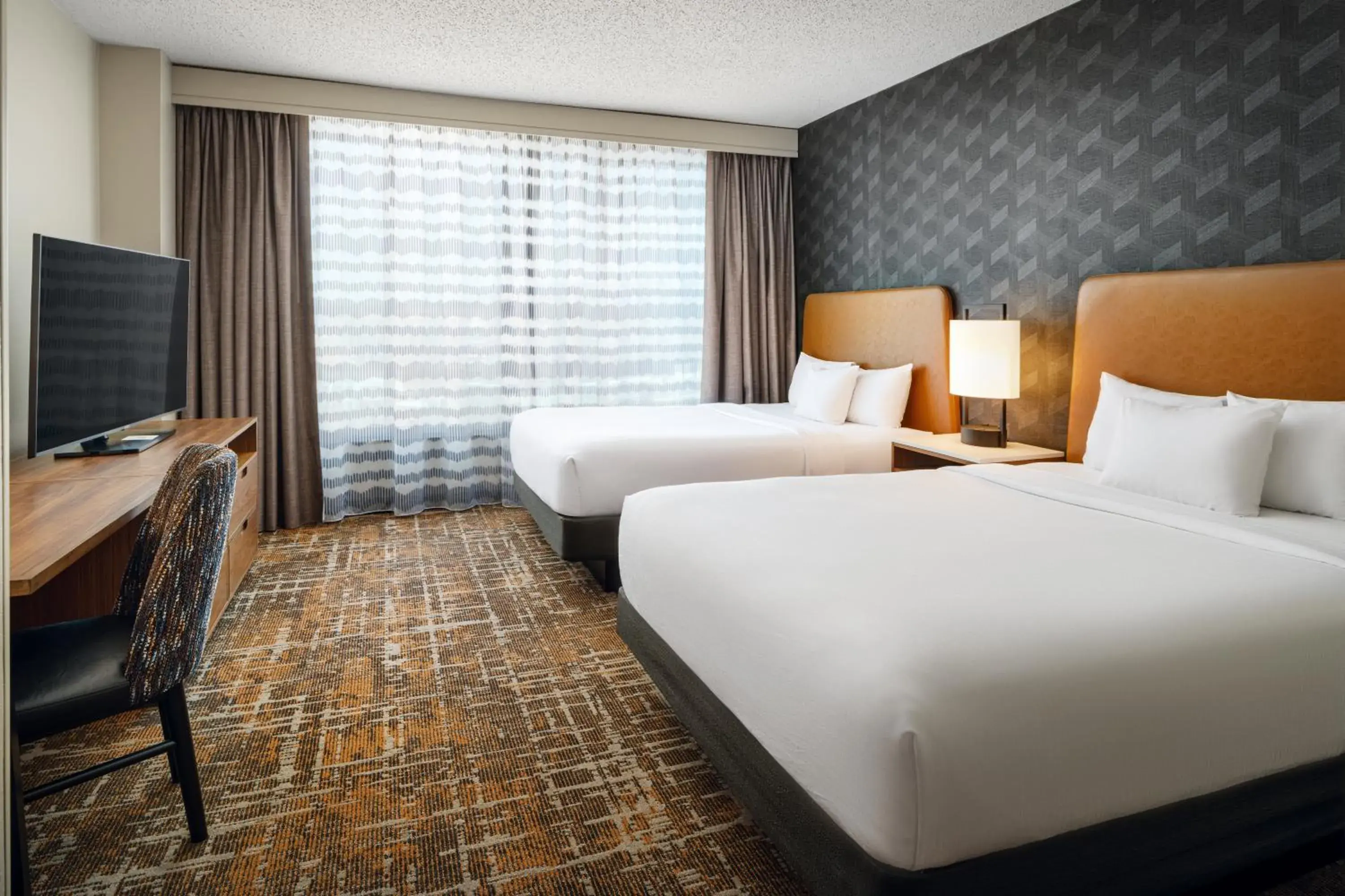 Two-Room Queen Suite with Two Queen Beds in Embassy Suites Huntsville Two-Room Queen Suite with Two Queen Beds in Embassy Suites Huntsville