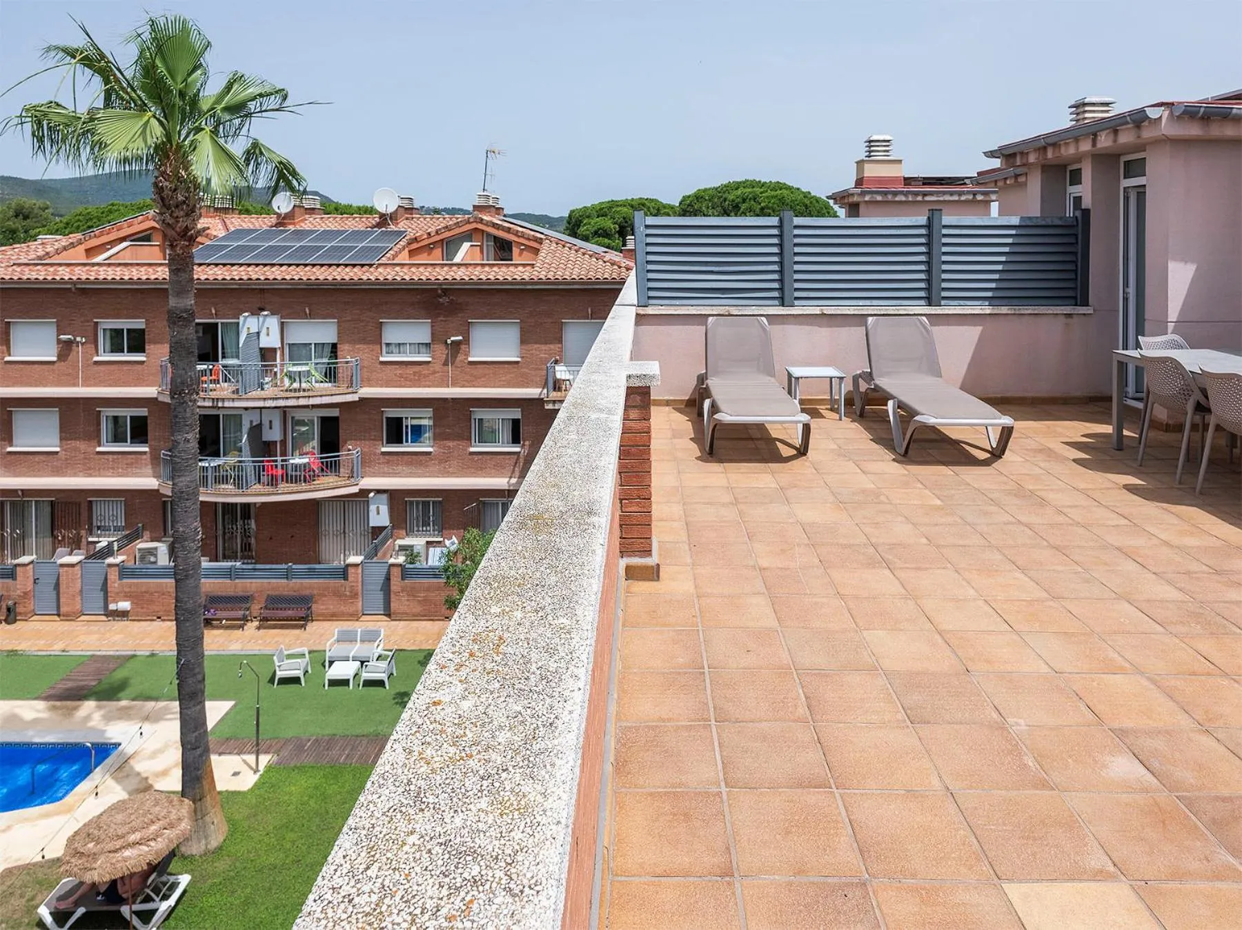 Property building in Apartamentos Velor