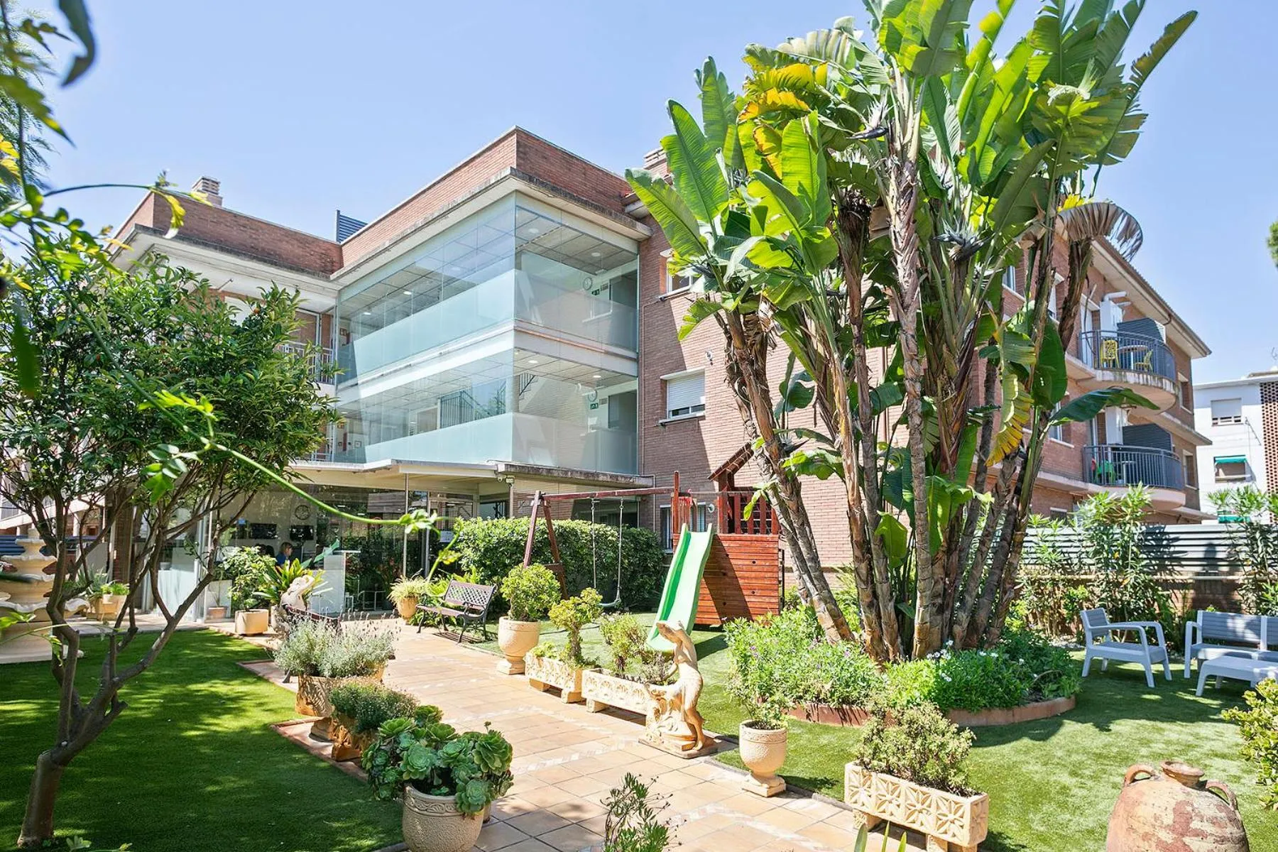 Property building in Apartamentos Velor