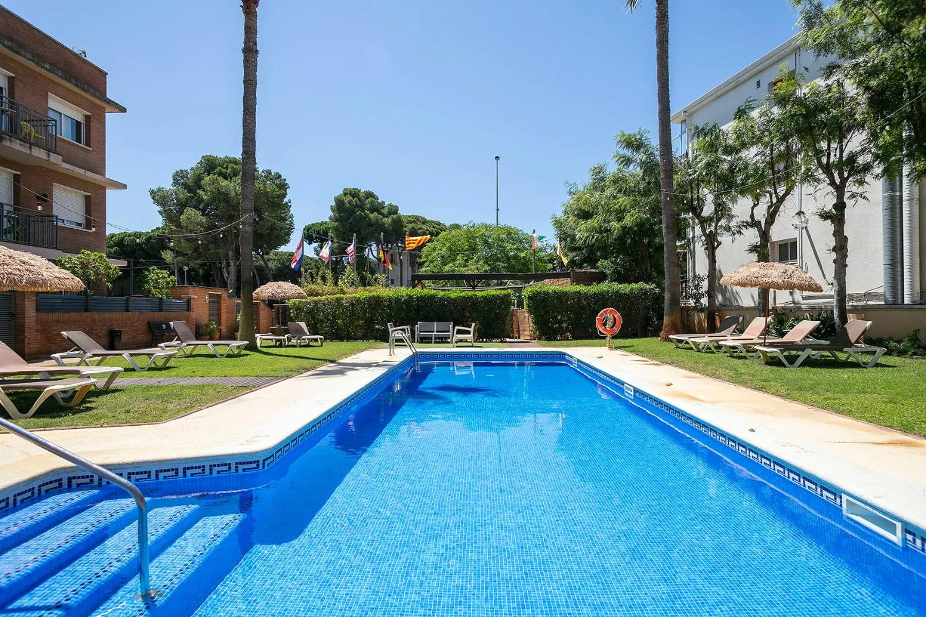 Garden in Apartamentos Velor