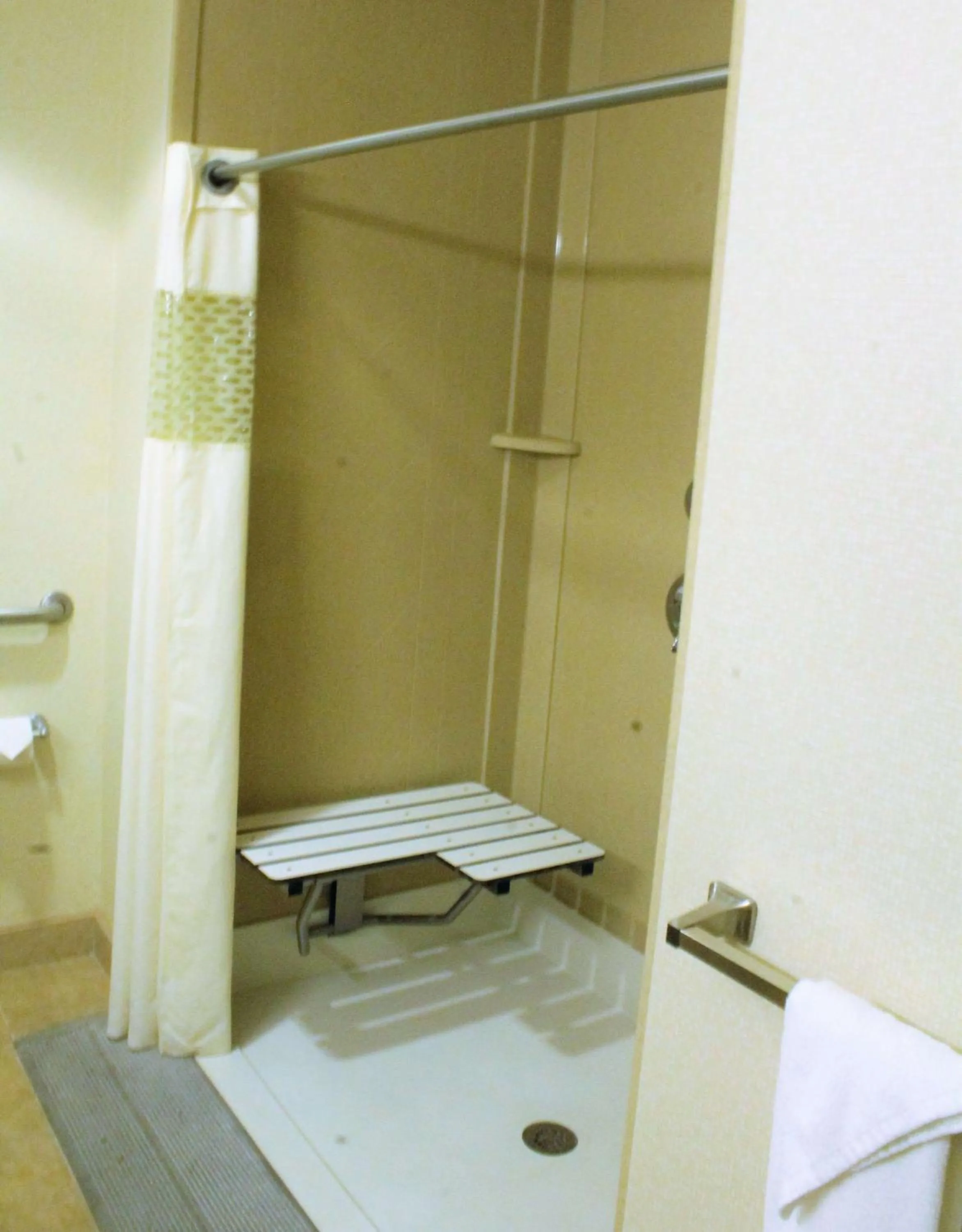 Bathroom in Hampton Inn and Suites New Iberia