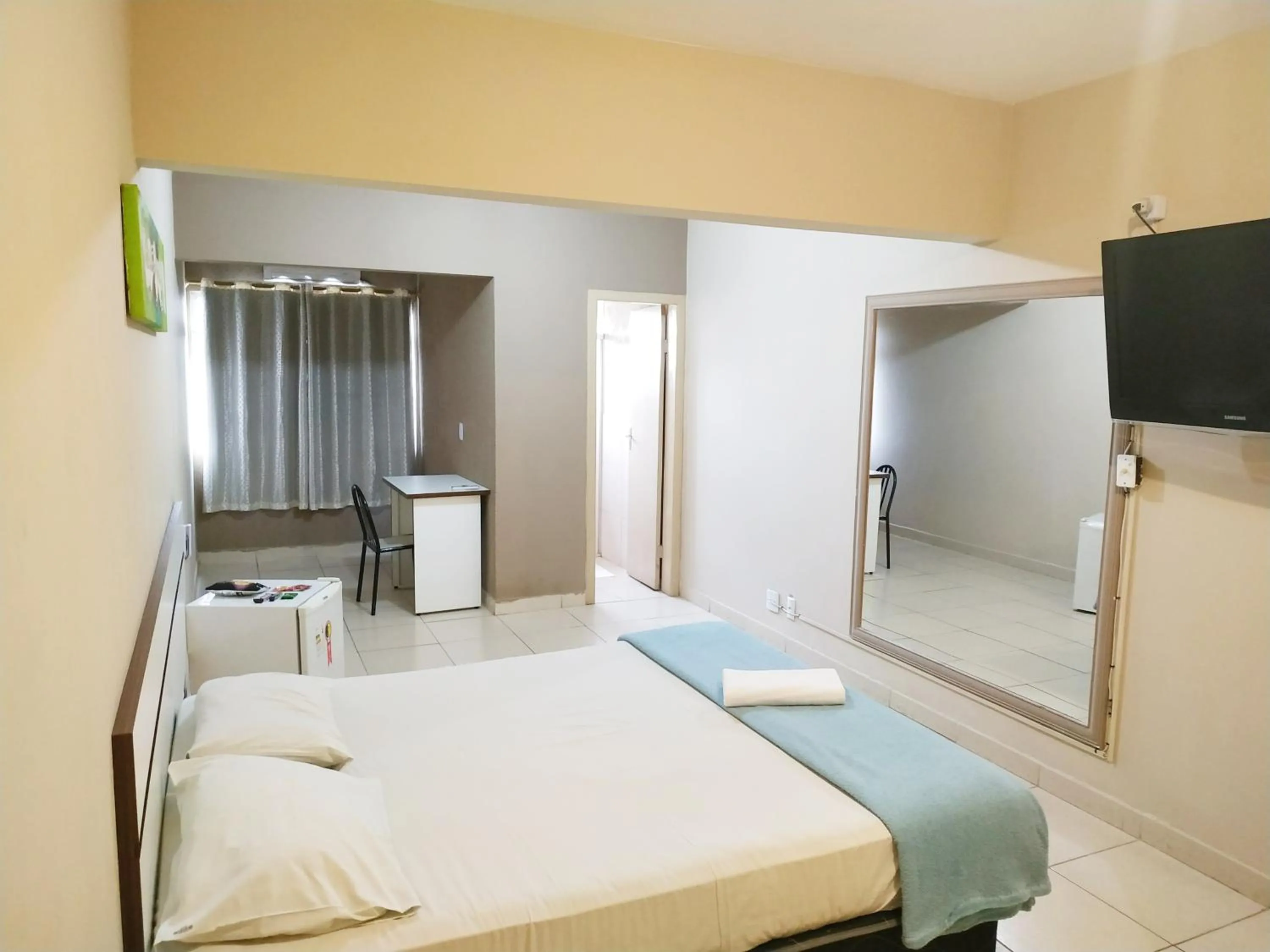 Bedroom, Bed in Hotel Sublime - Pistão Sul - Próximo a Universidade Católica de Brasília