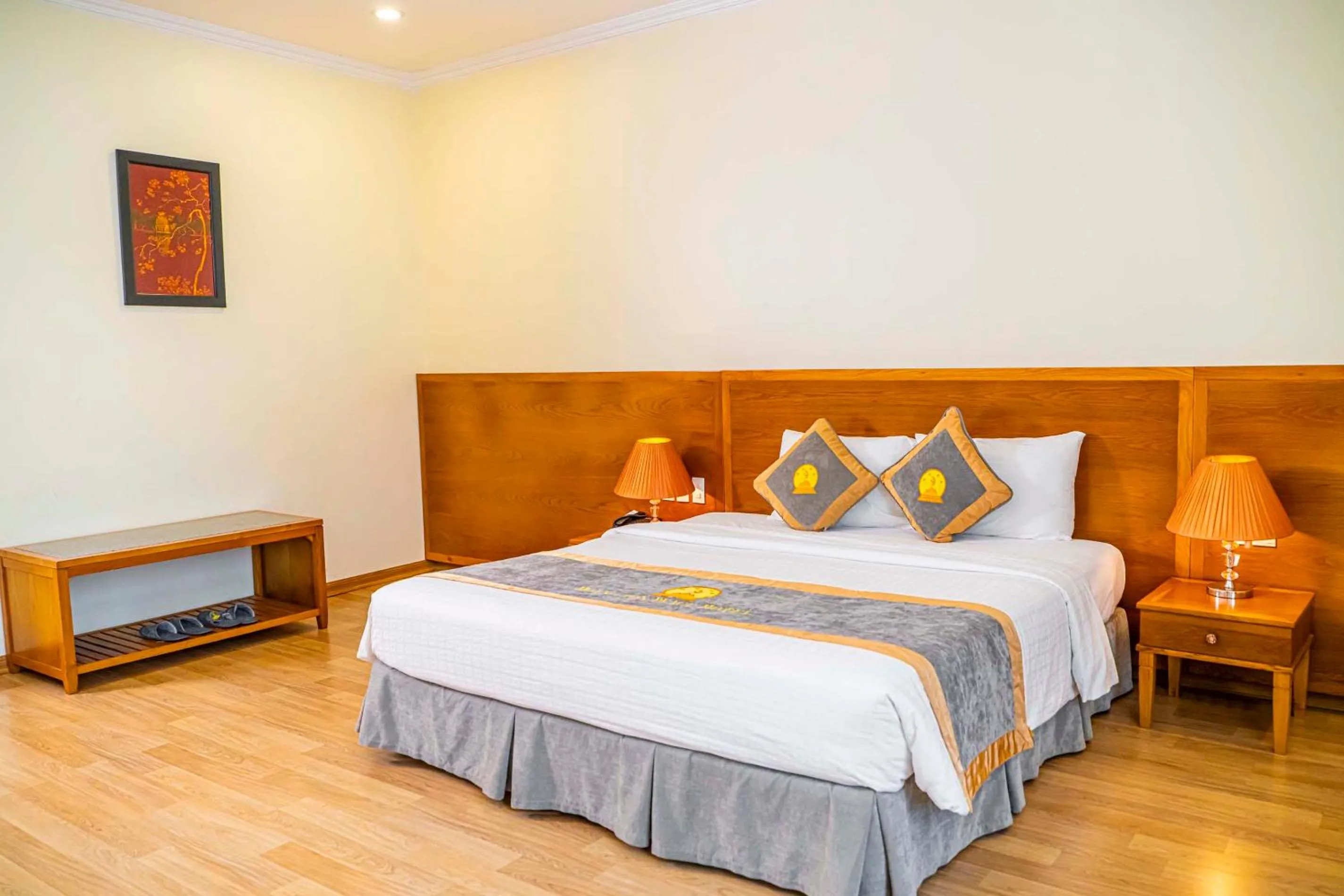 Bed in Hoang Son Peace Hotel