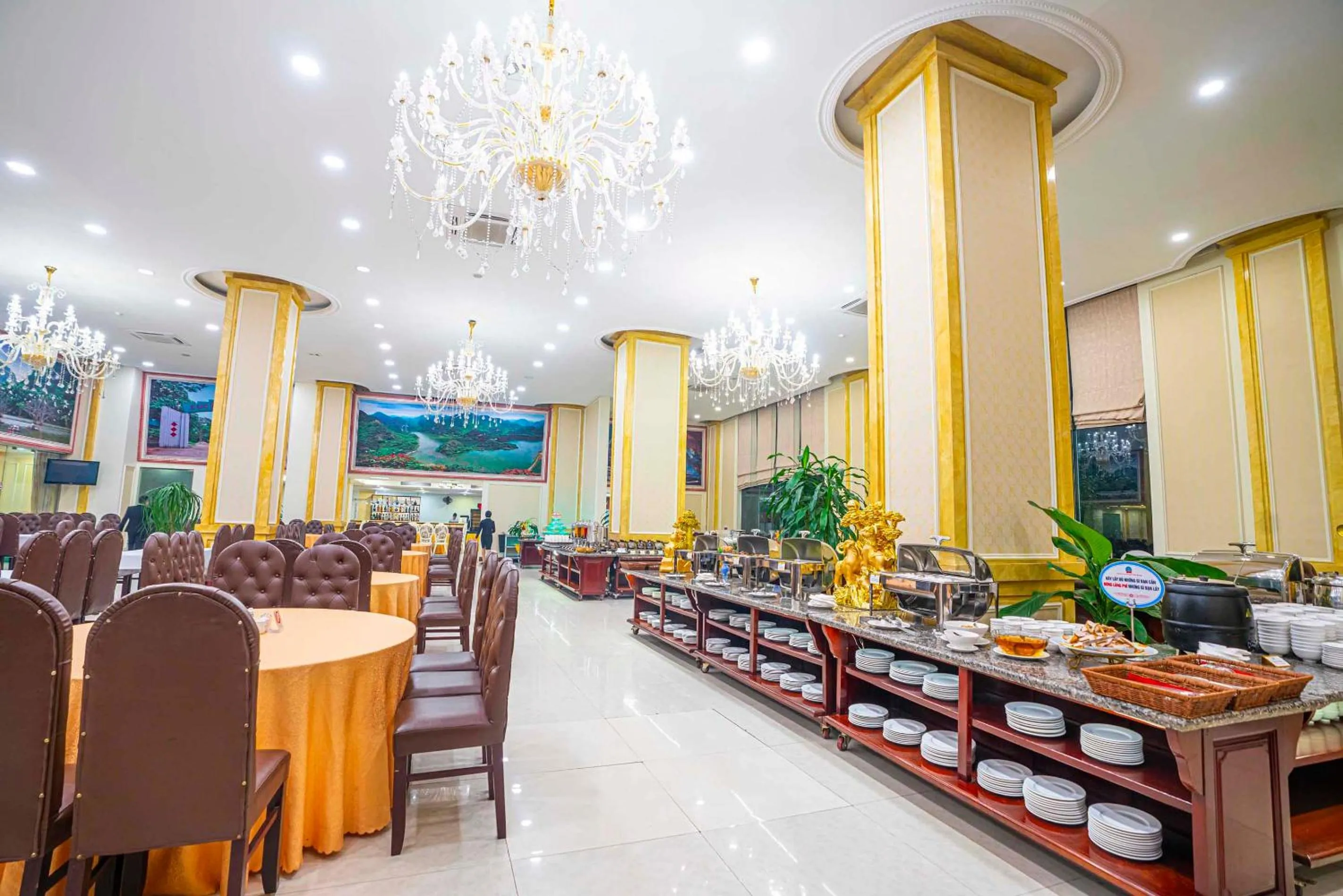 Breakfast in Hoang Son Peace Hotel