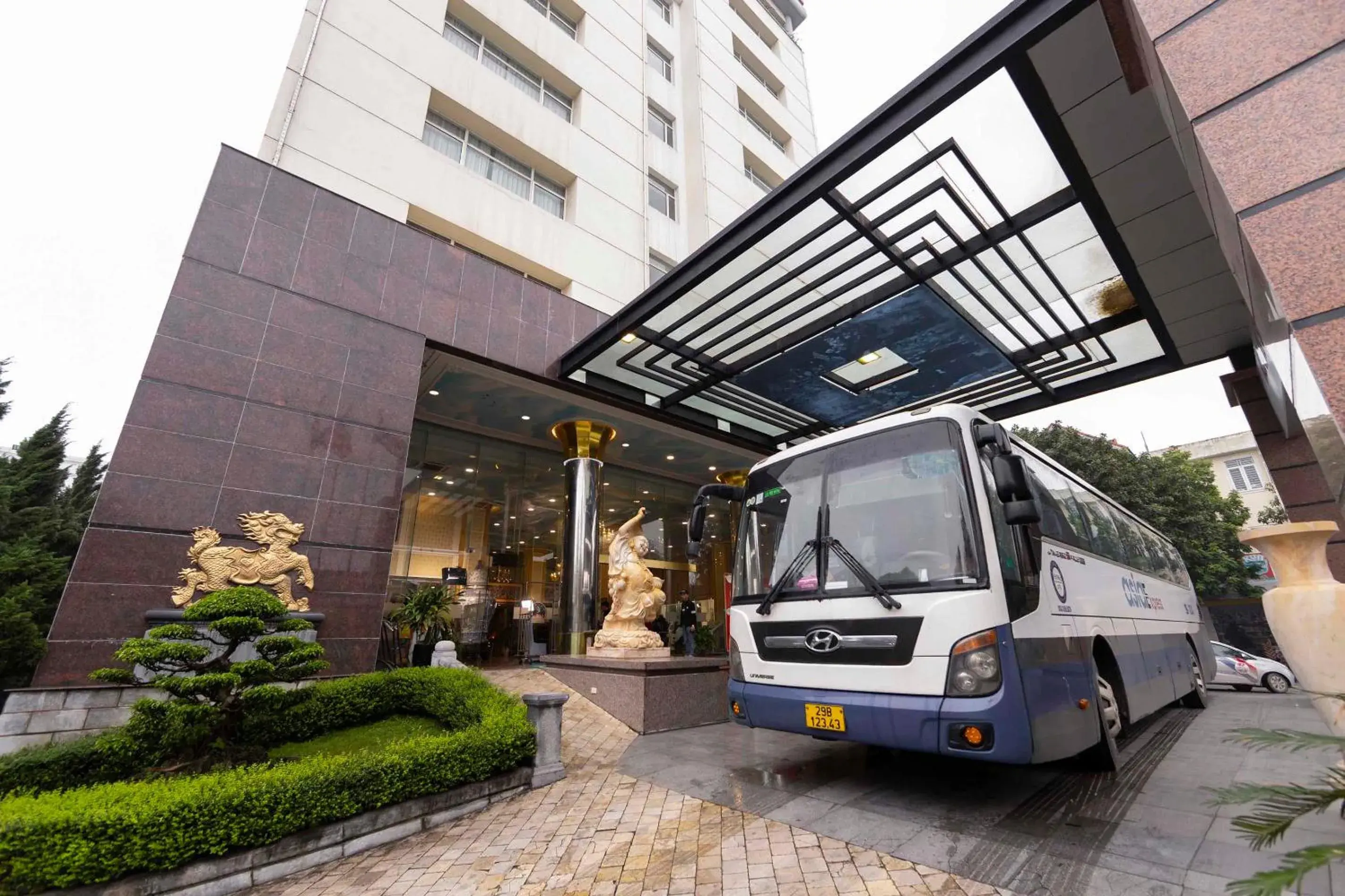 Property building in Hoang Son Peace Hotel Property building in Hoang Son Peace Hotel