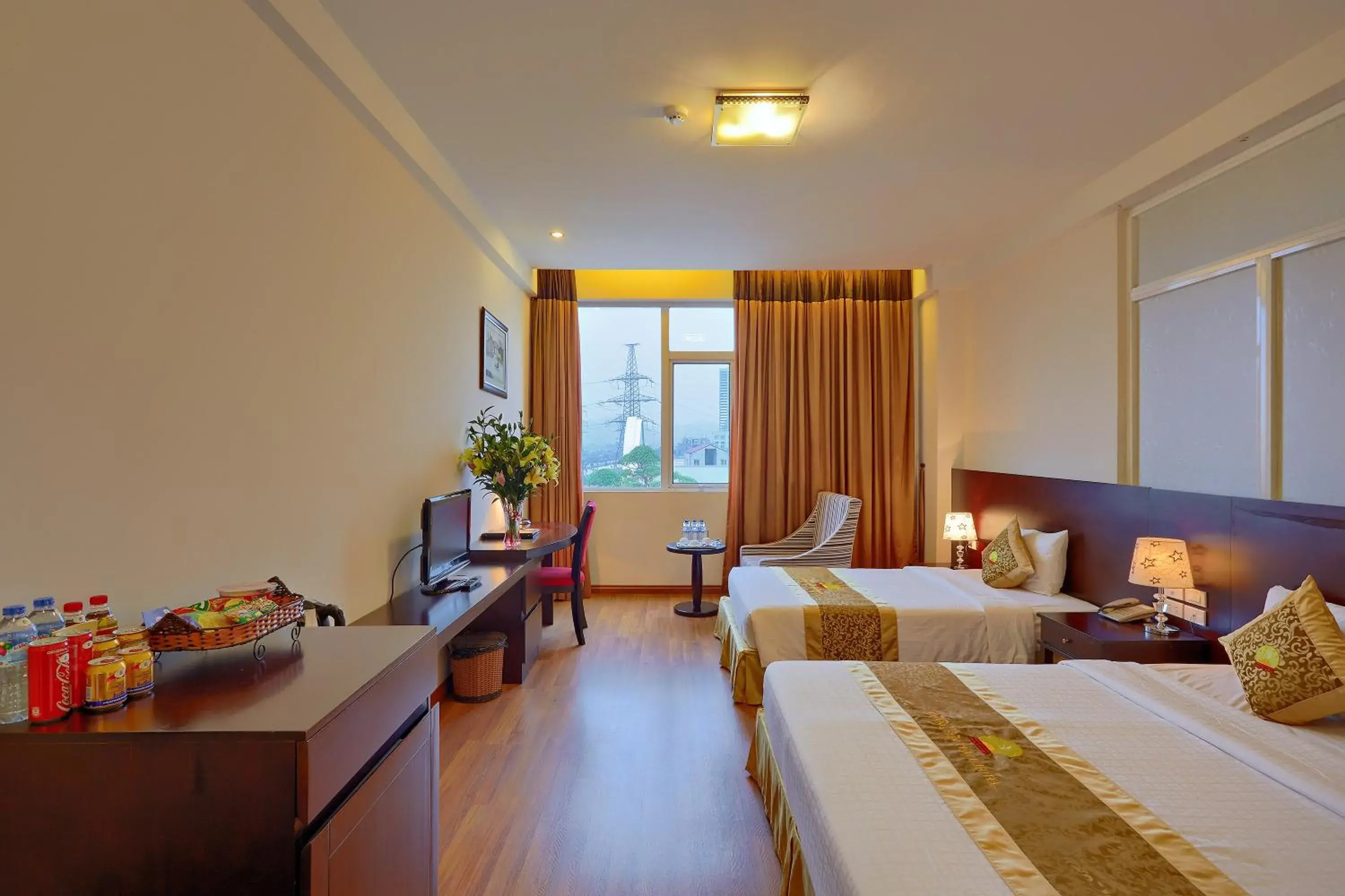 Photo of the whole room, Bed in Hoang Son Peace Hotel Photo of the whole room, Bed in Hoang Son Peace Hotel