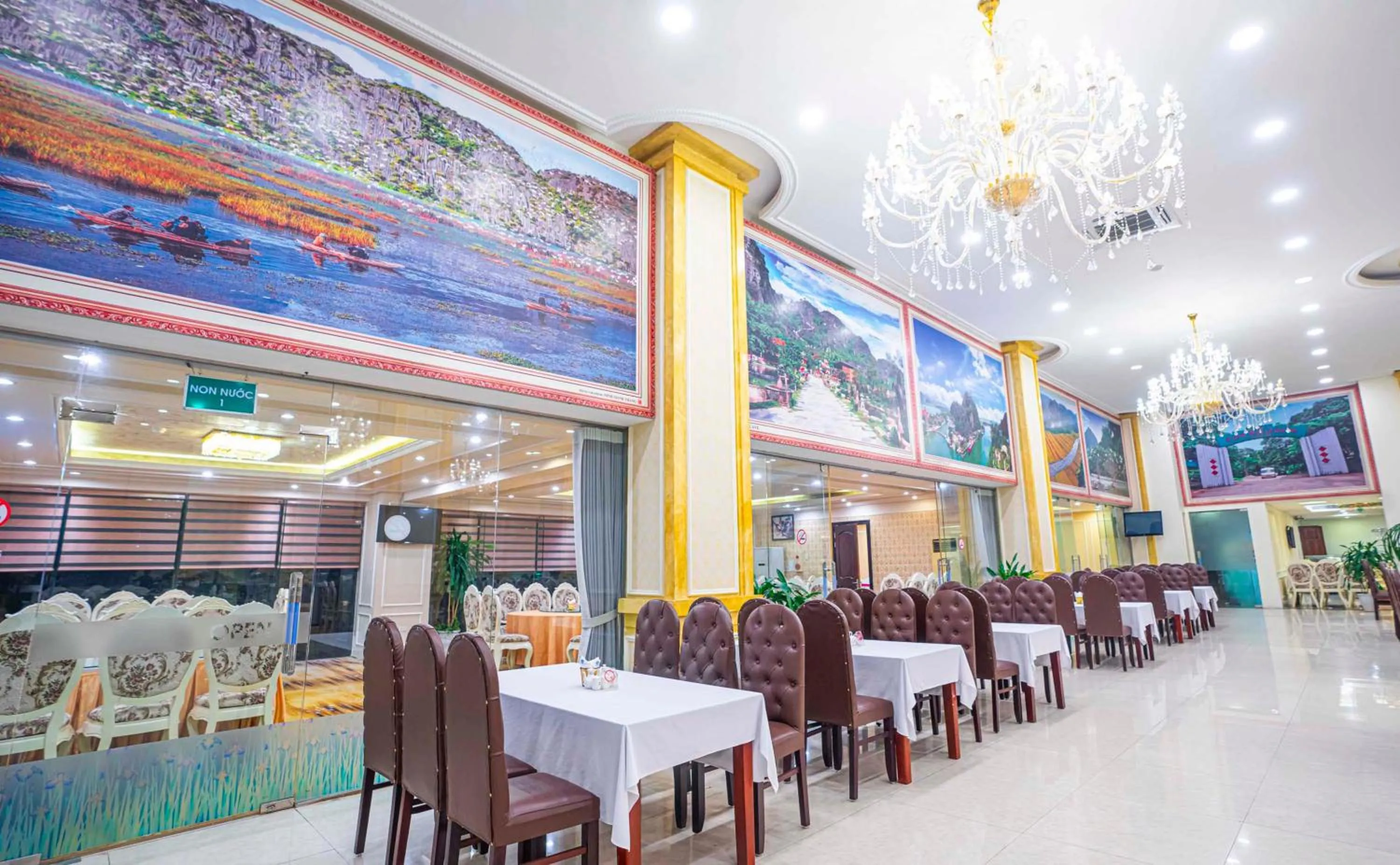 Breakfast in Hoang Son Peace Hotel