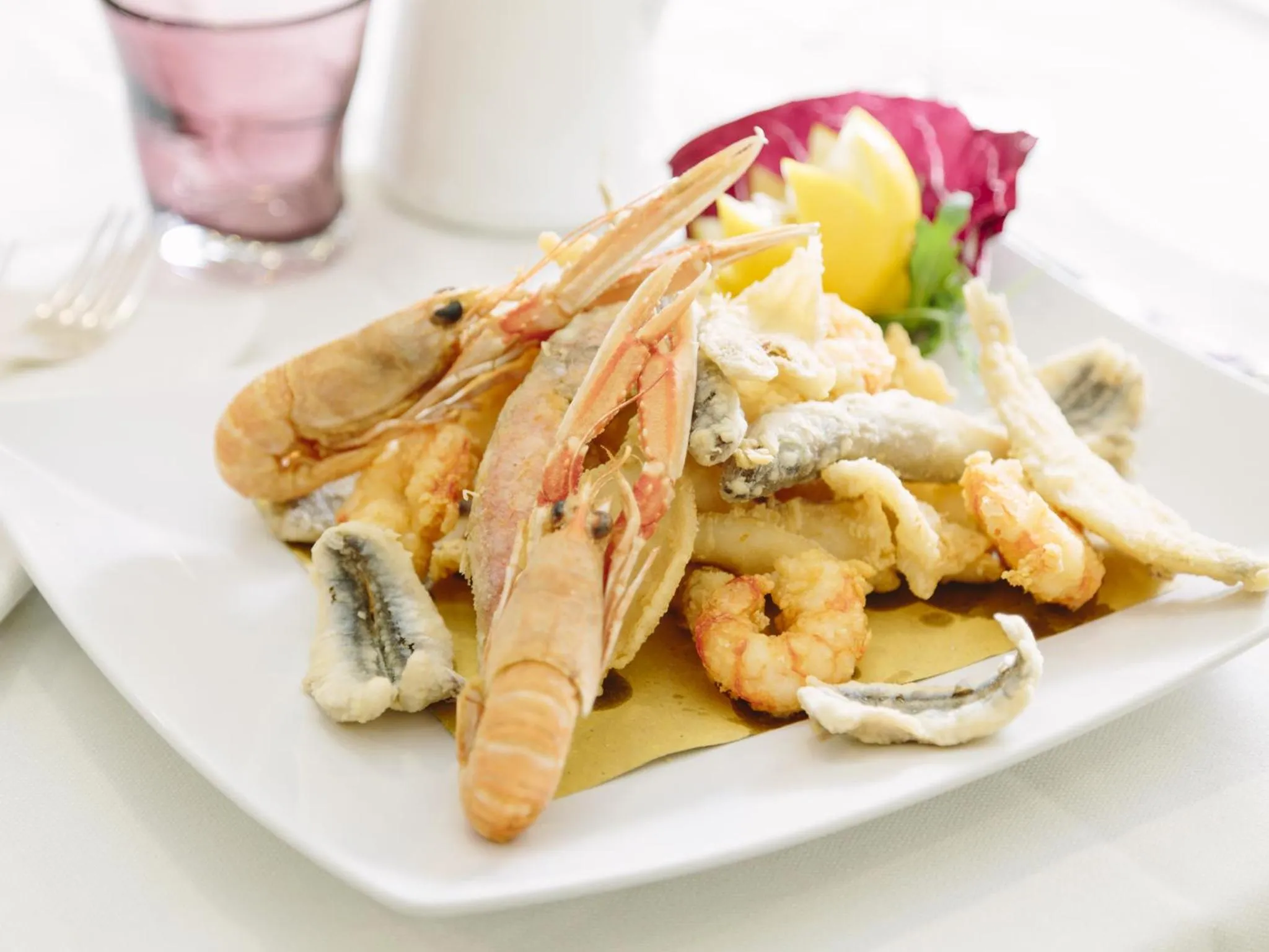 Restaurant/places to eat in Hotel Sporting