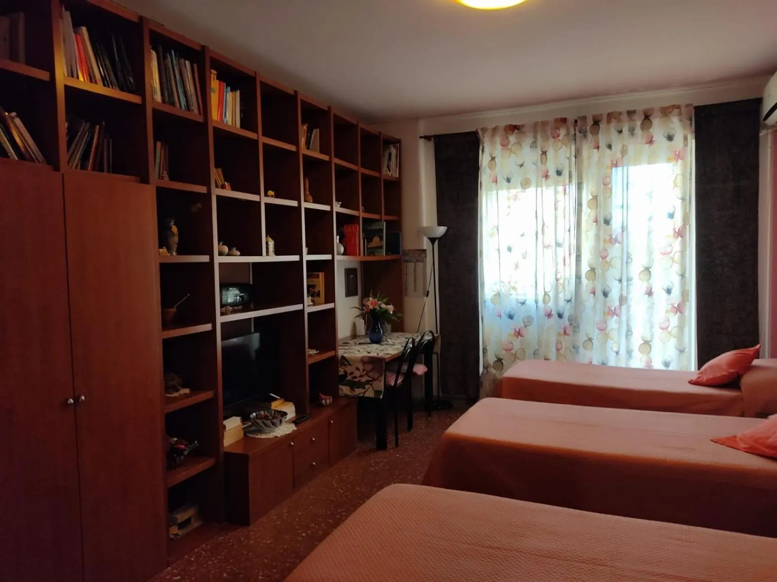 Bed in Cosmopolitan B&B