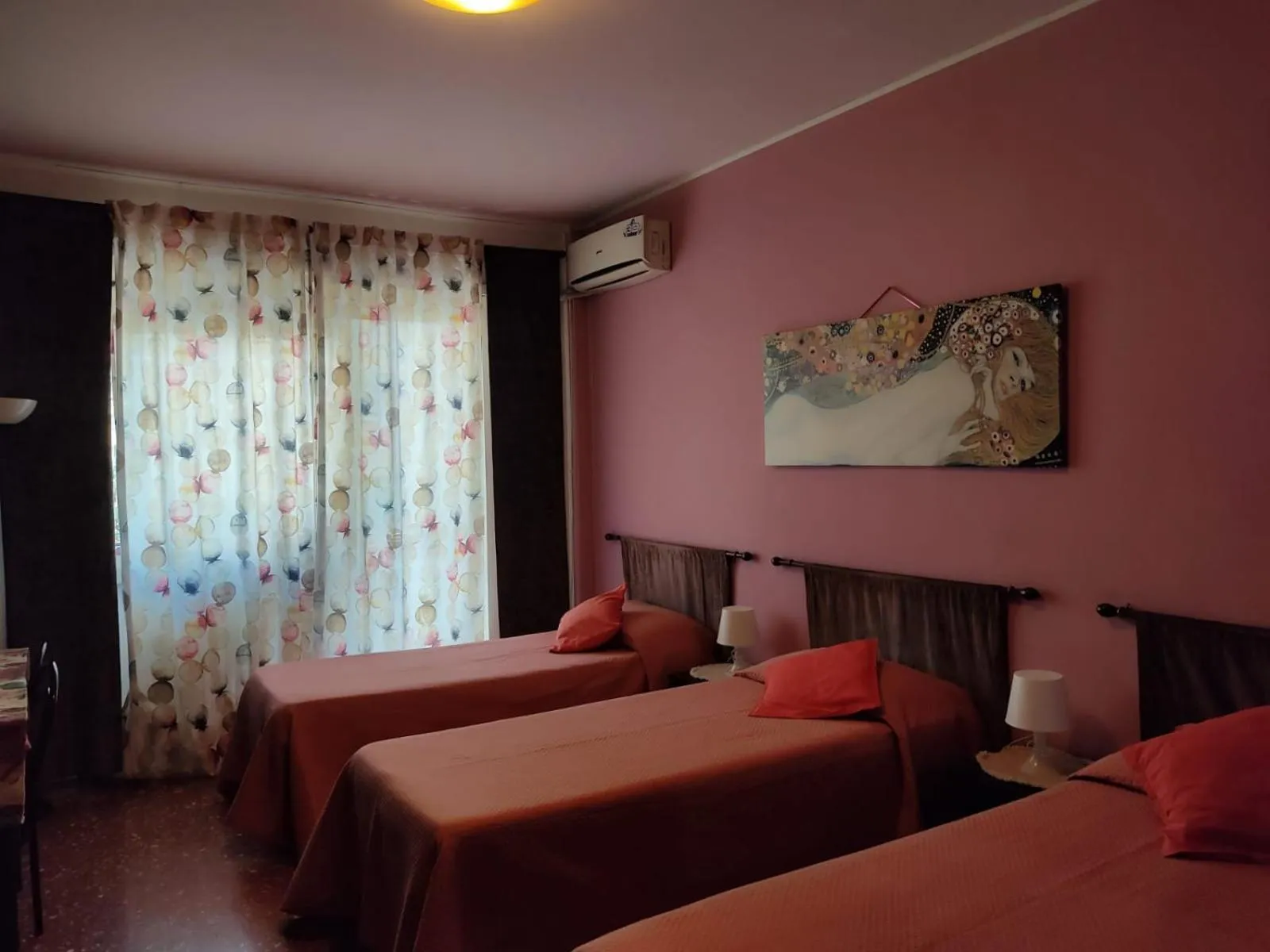 Bed in Cosmopolitan B&B