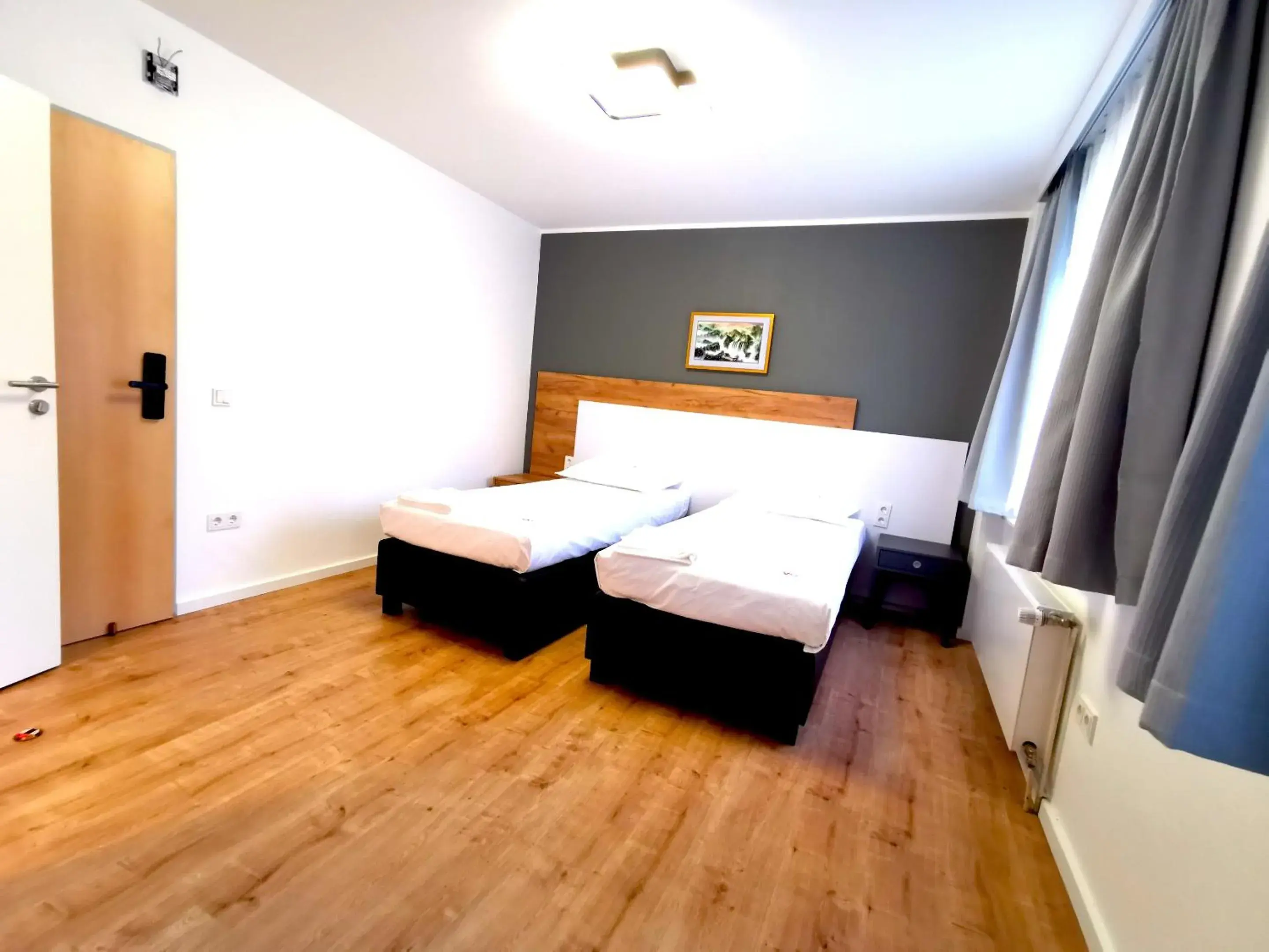 Bedroom, Bed in Home Inn Hotel Bedroom, Bed in Home Inn Hotel