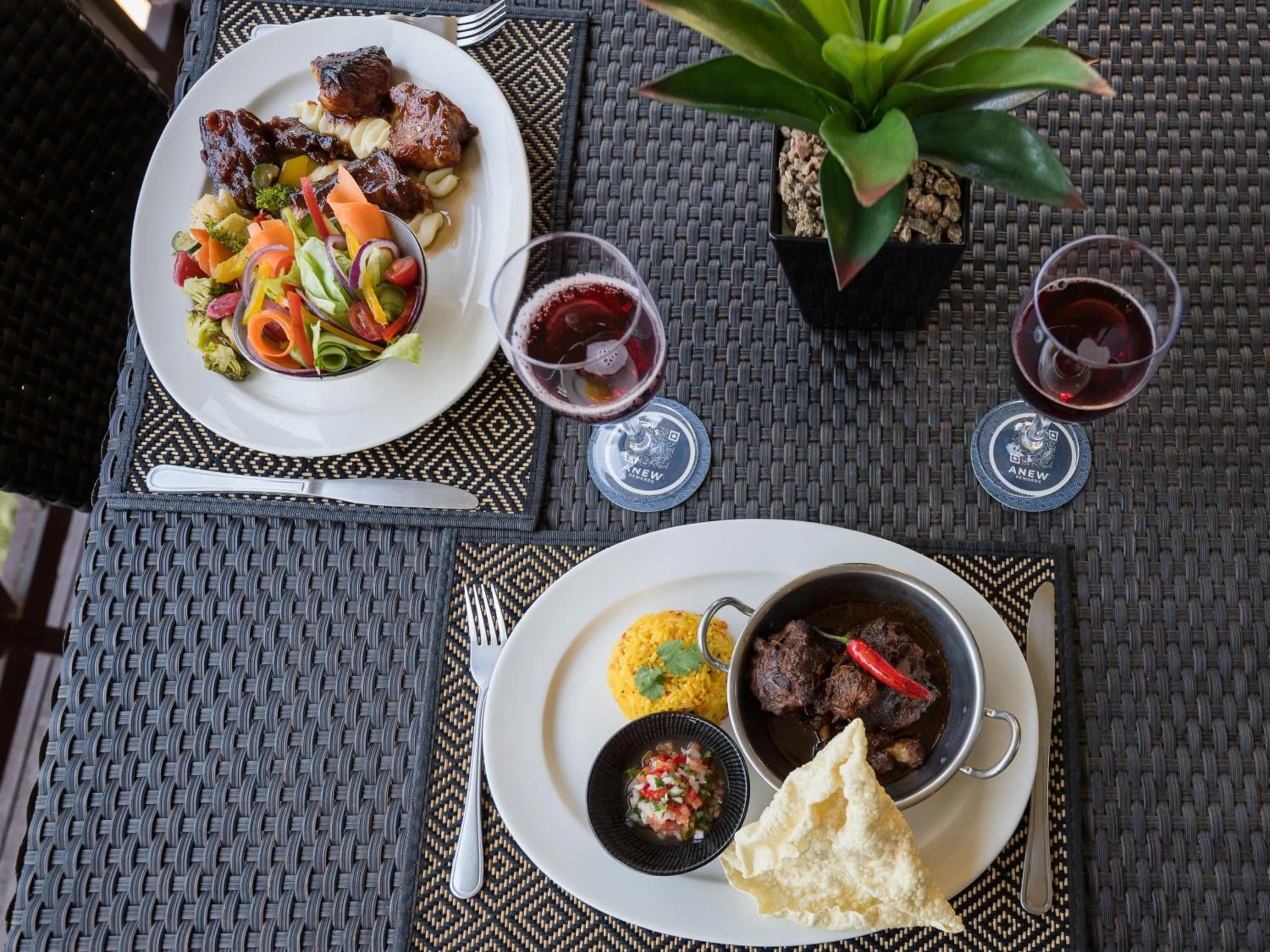 Food and drinks in ANEW Hotel Ocean Reef Zinkwazi