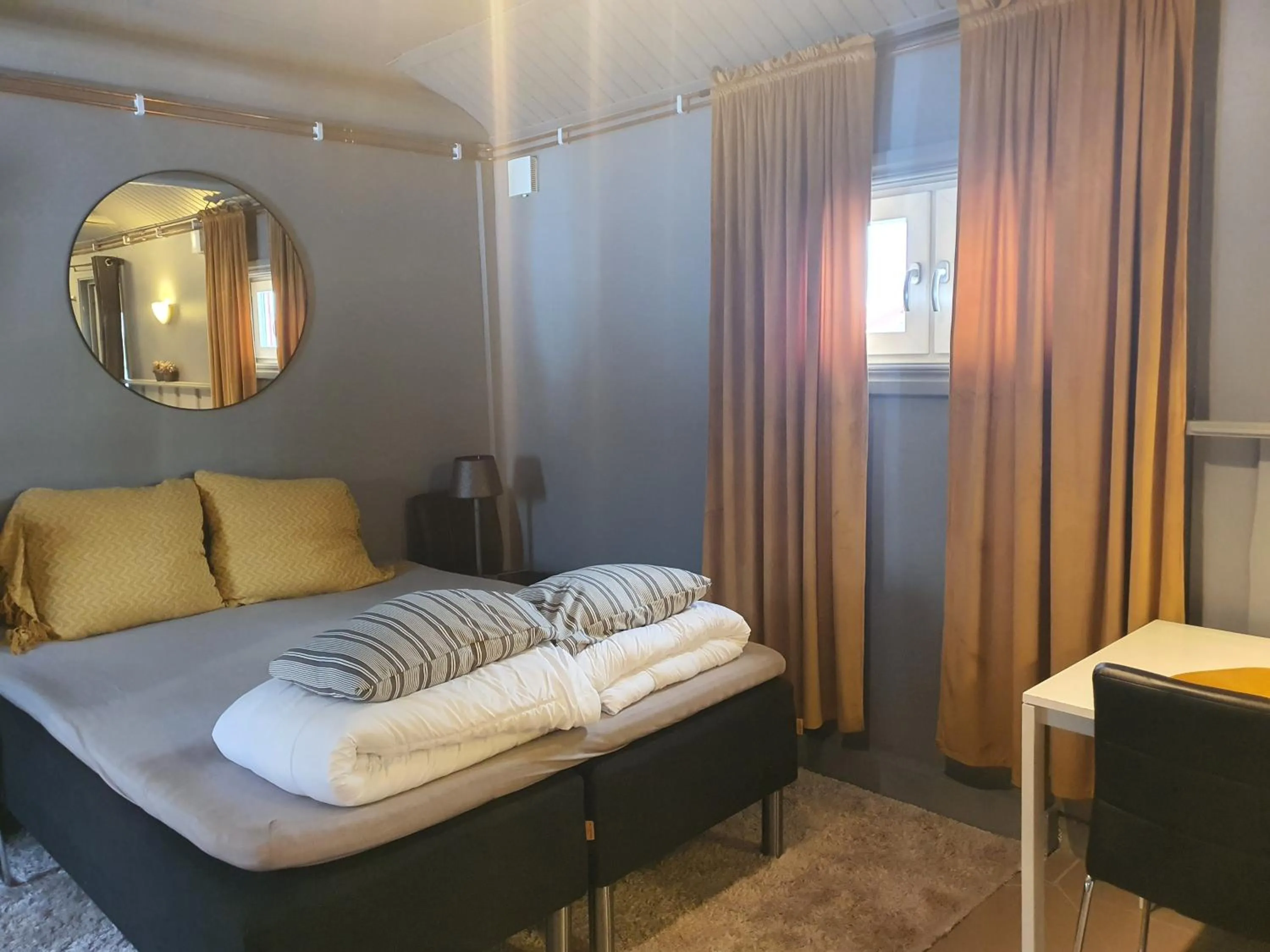 Double Room with Private Bathroom in Mora Life, Åmåsängsgården