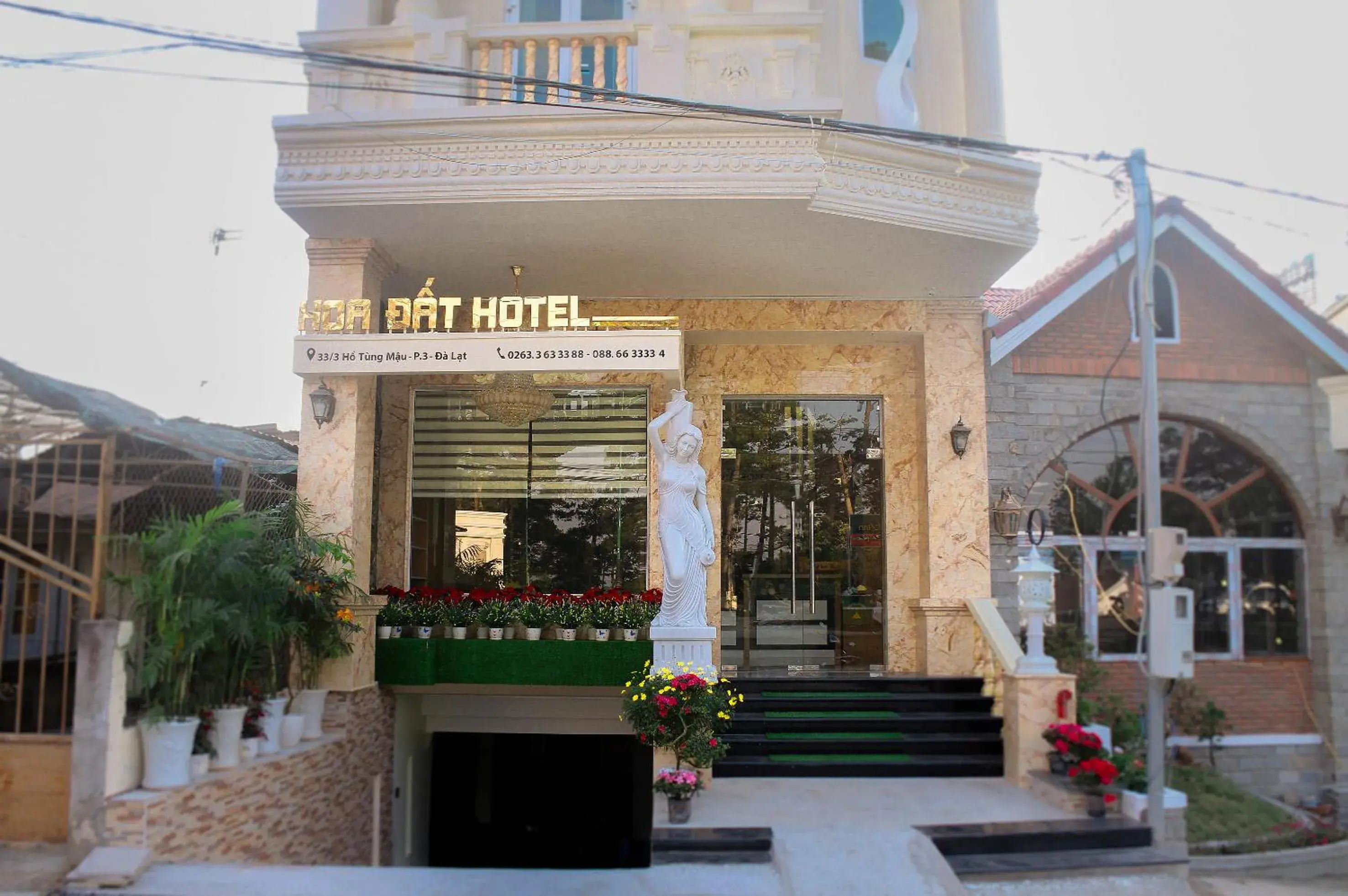 Property building in Hoa Dat Da Lat Hotel Property building in Hoa Dat Da Lat Hotel
