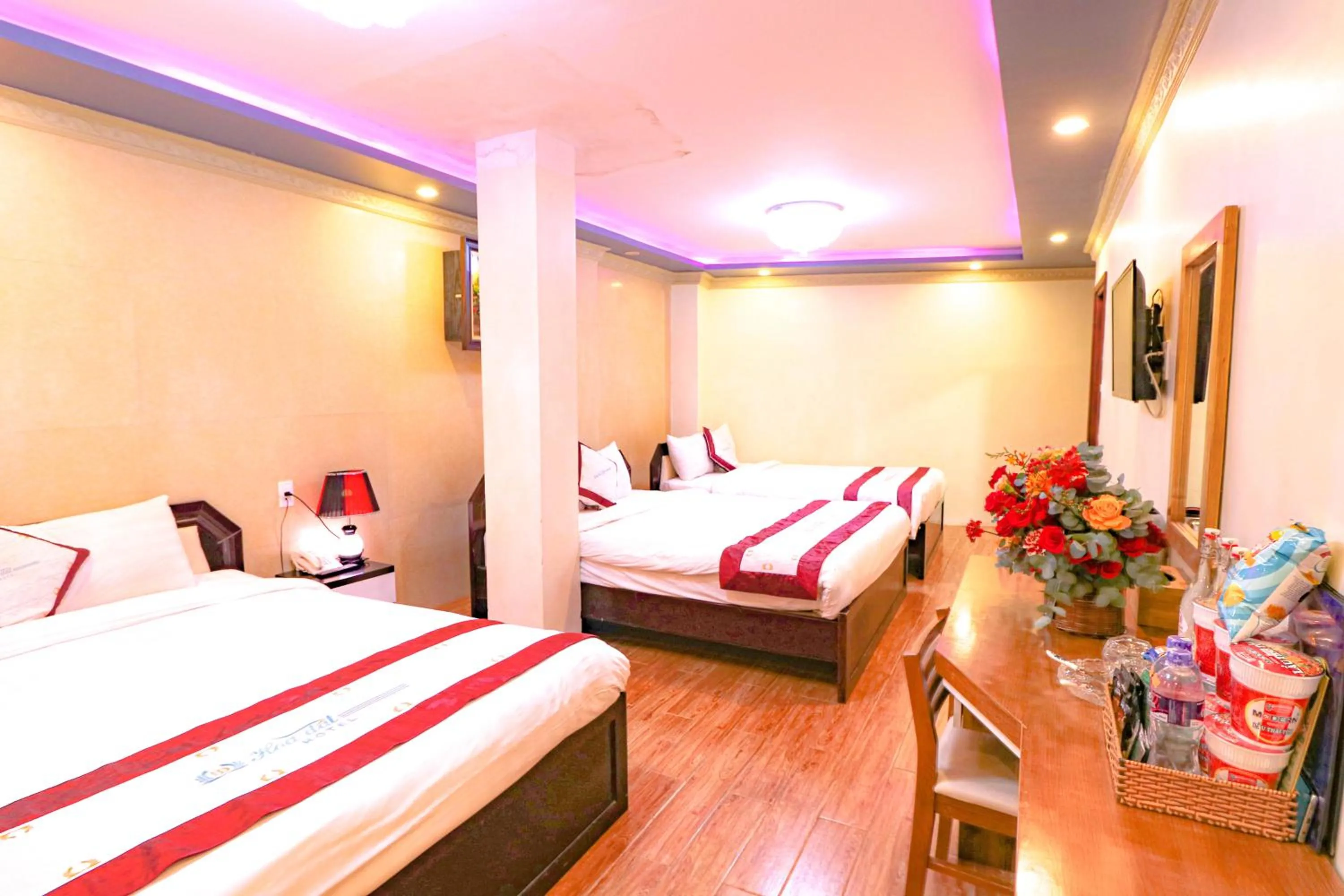 Bed in Hoa Dat Da Lat Hotel