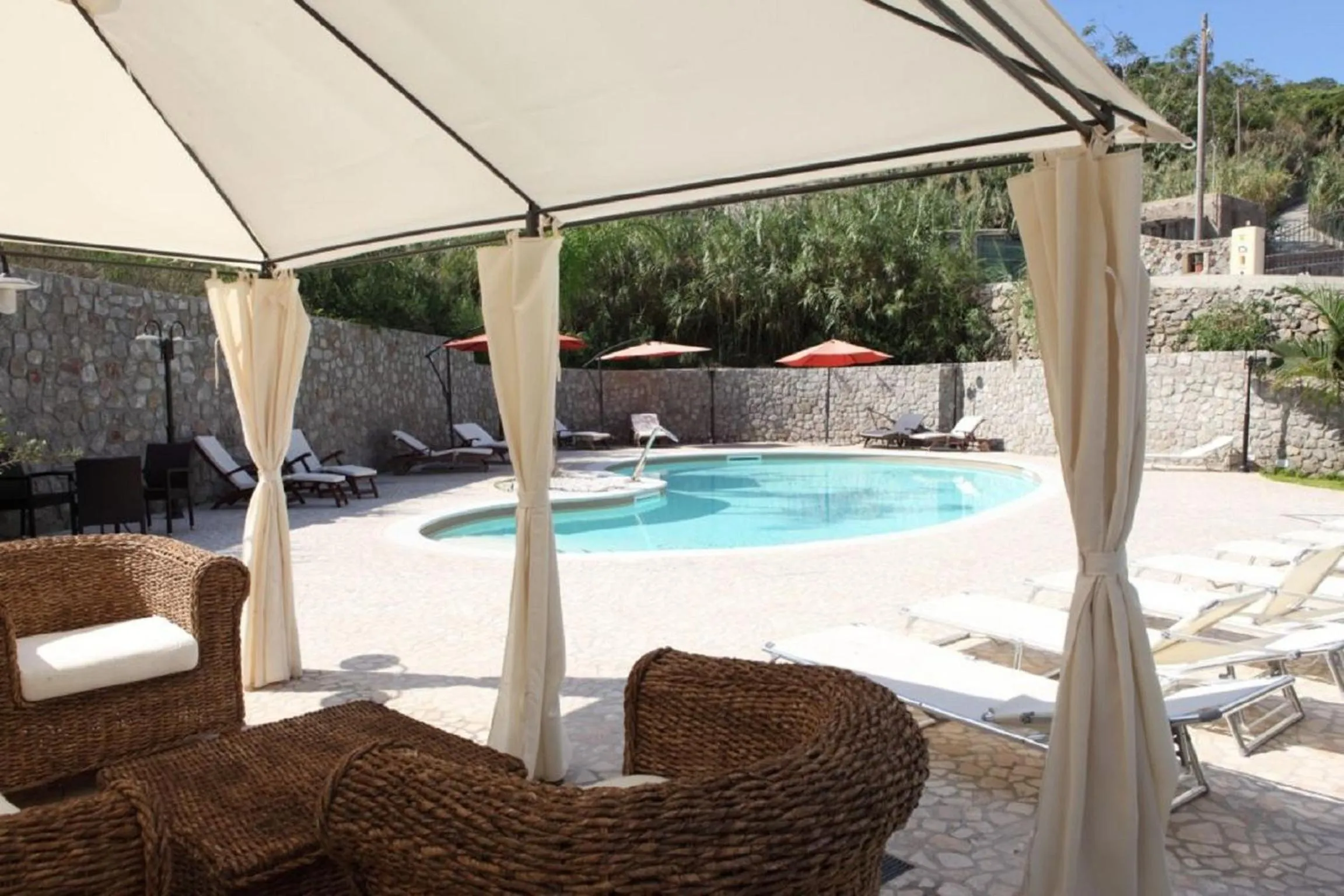 Swimming pool in Hotel Borgo Eolie