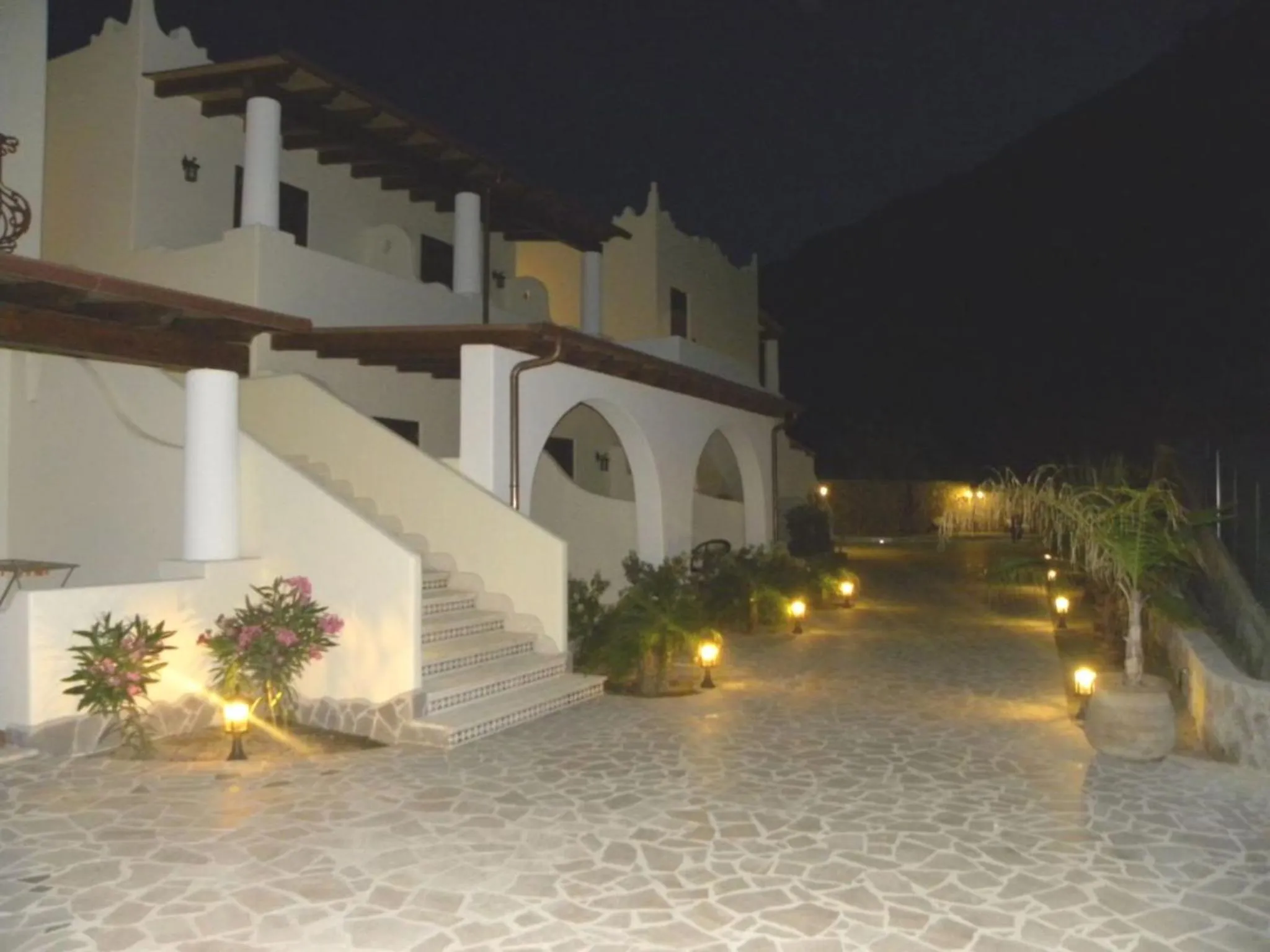 Facade/entrance in Hotel Borgo Eolie