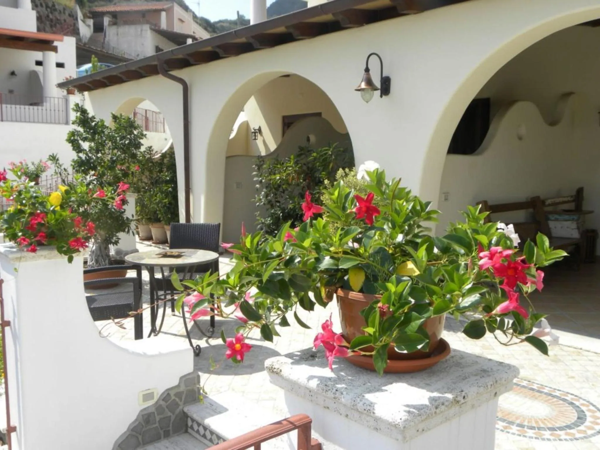 Day in Hotel Borgo Eolie