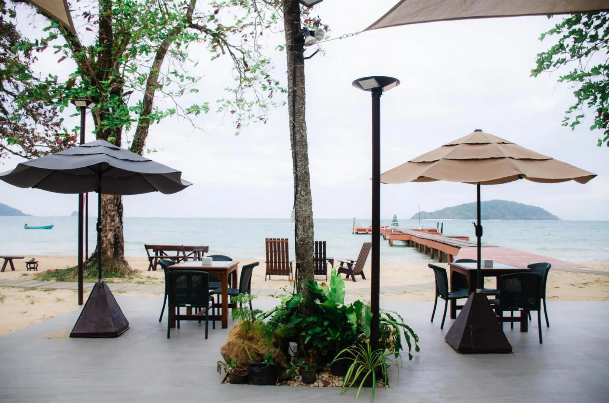 Restaurant/places to eat in Koh Mak Resort Restaurant/places to eat in Koh Mak Resort