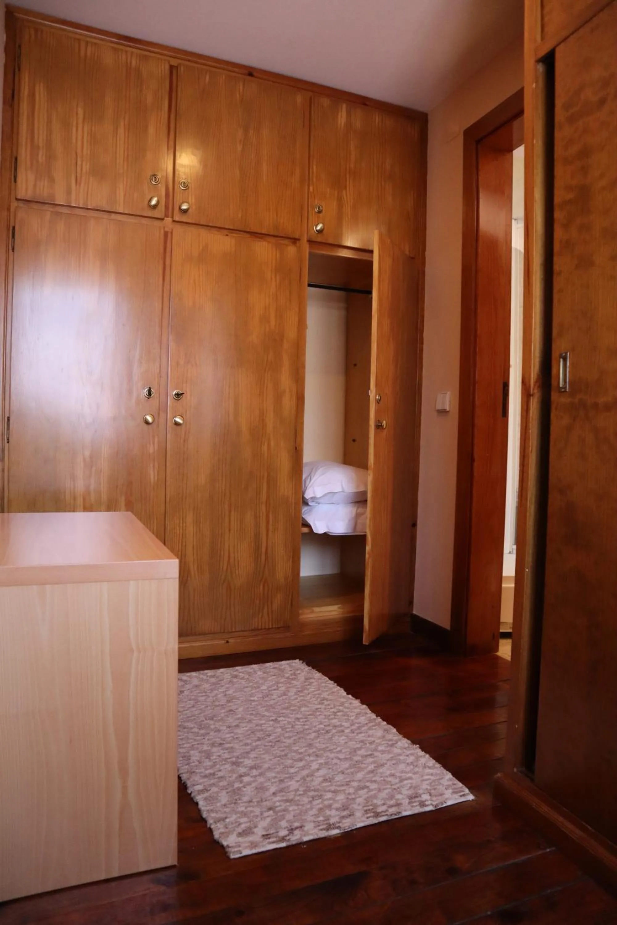 Photo of the whole room, Bed in Alojamento Santa Clara