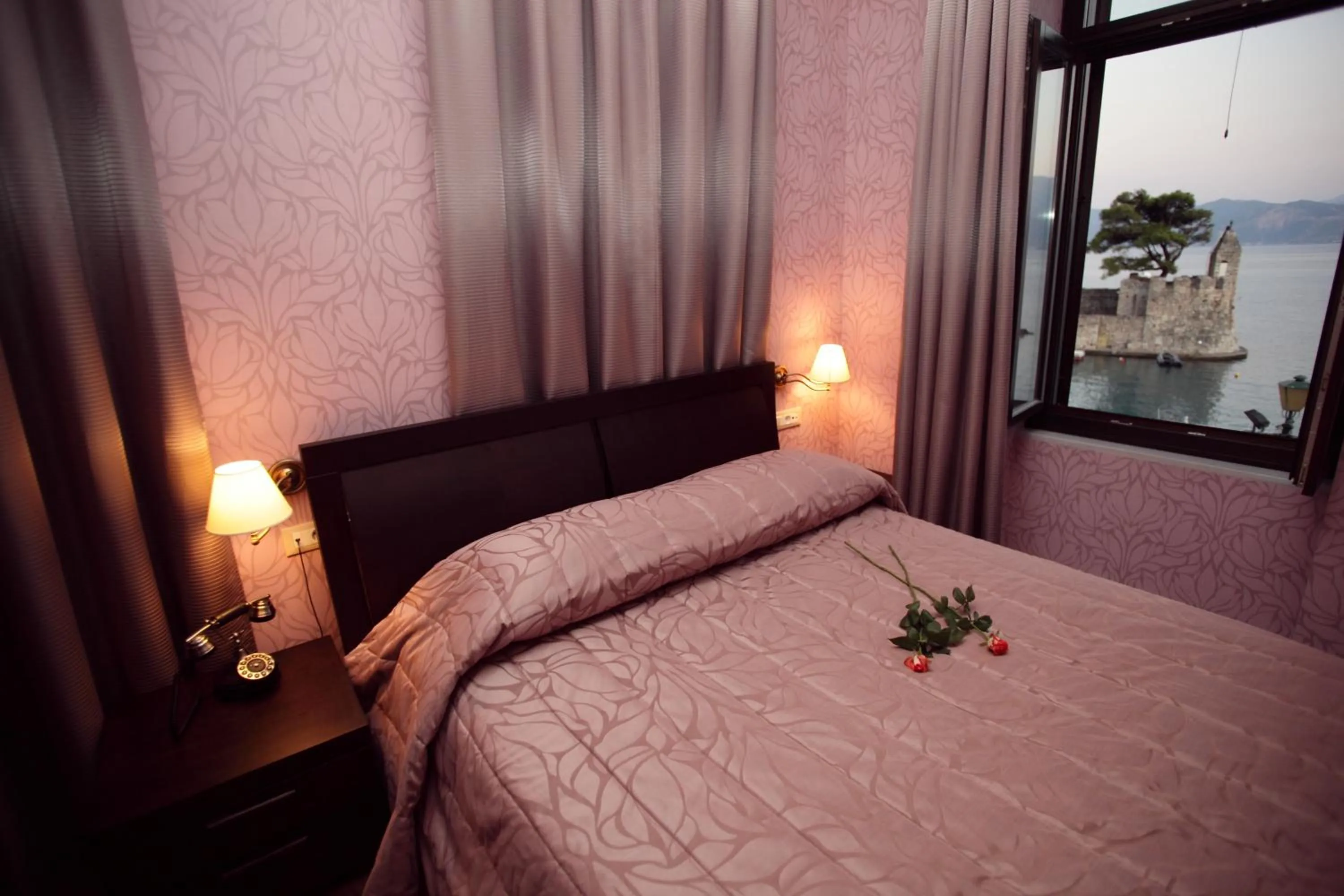 Bed in Spon Boutique Hotel