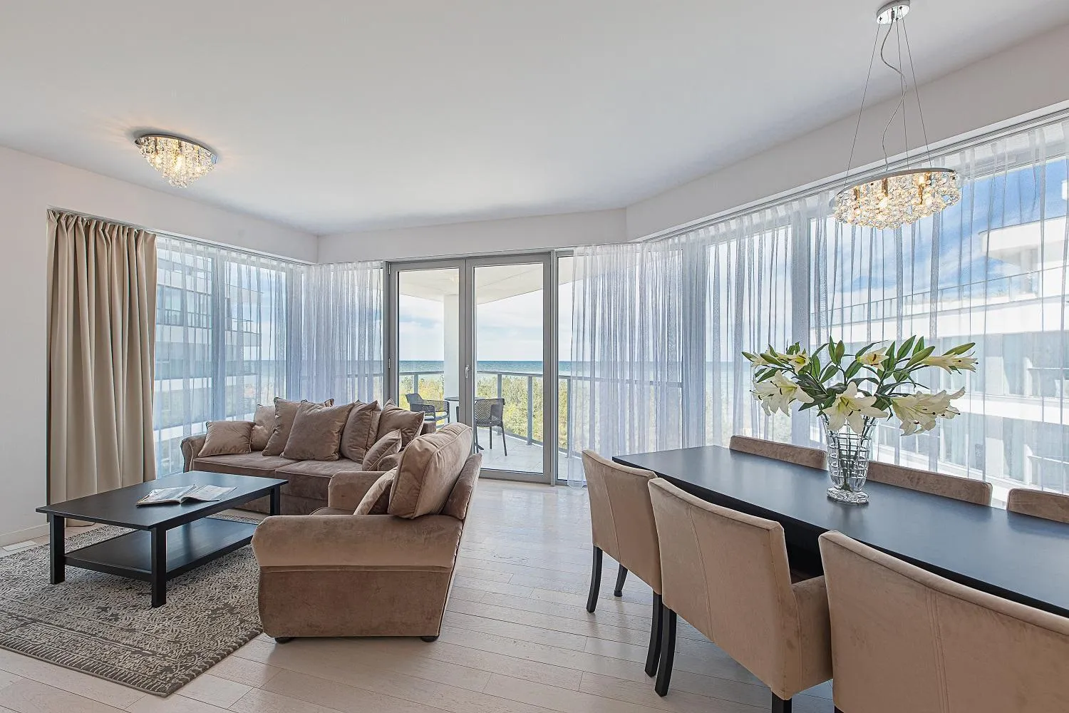 Living room in Dune Beach Resort
