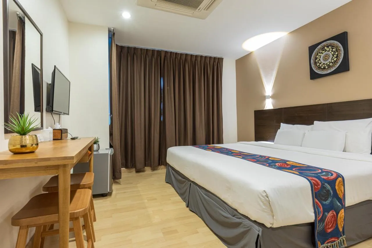 Guests, Bed in 24@Home Hotel