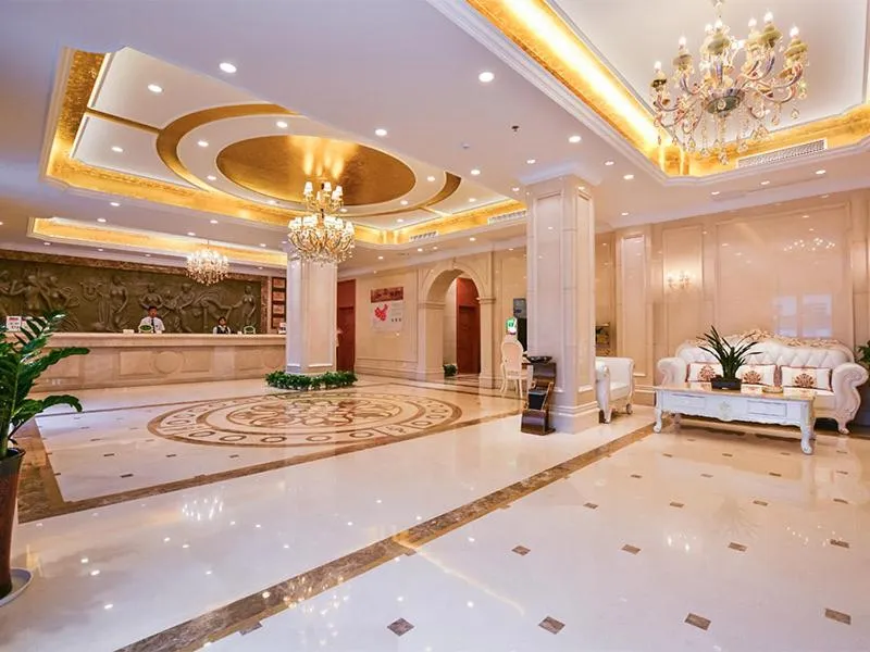 Vienna Hotel Nanjing Pukou Middle Puzhu Road