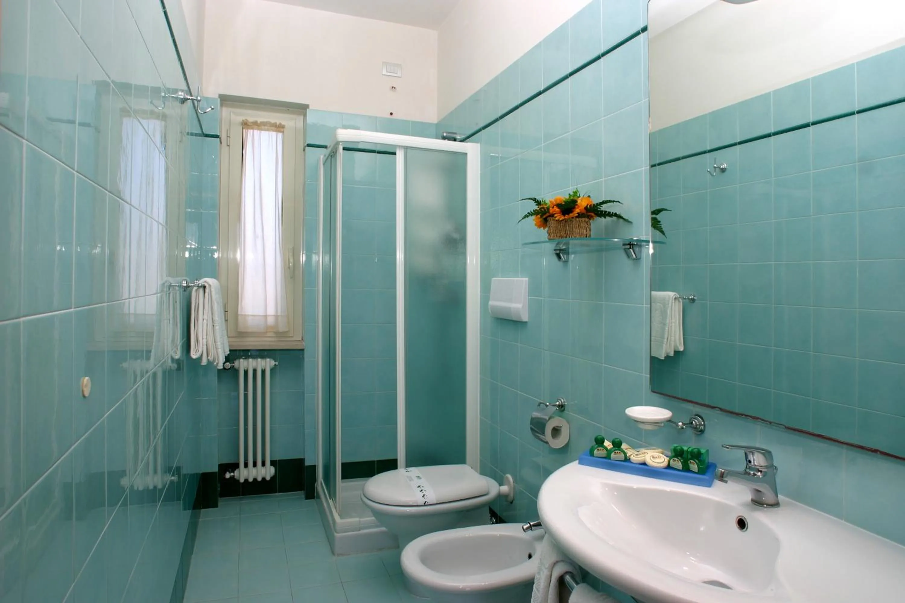 Bathroom in Oasiclub Hotel