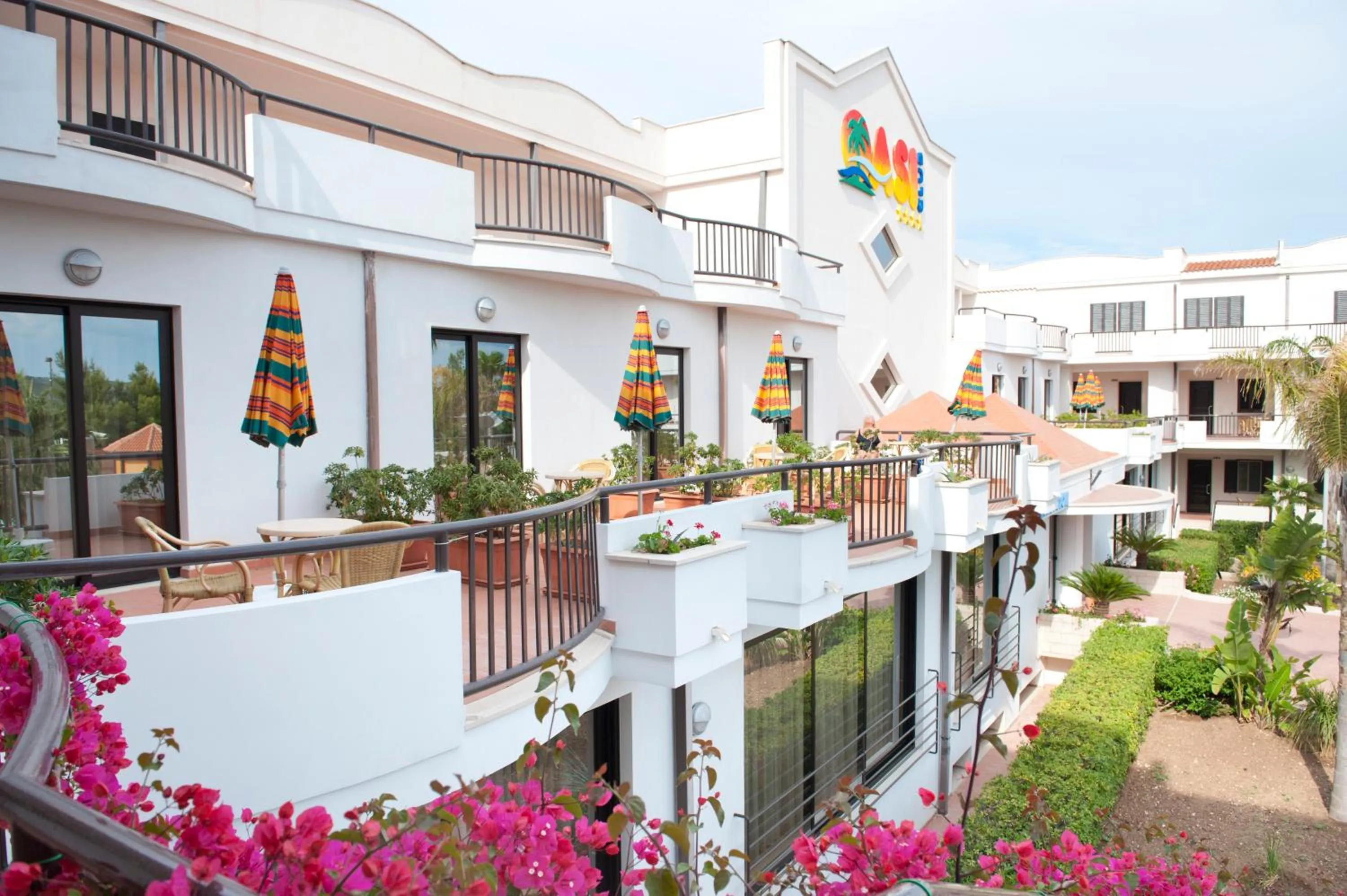 Balcony/Terrace in Oasiclub Hotel