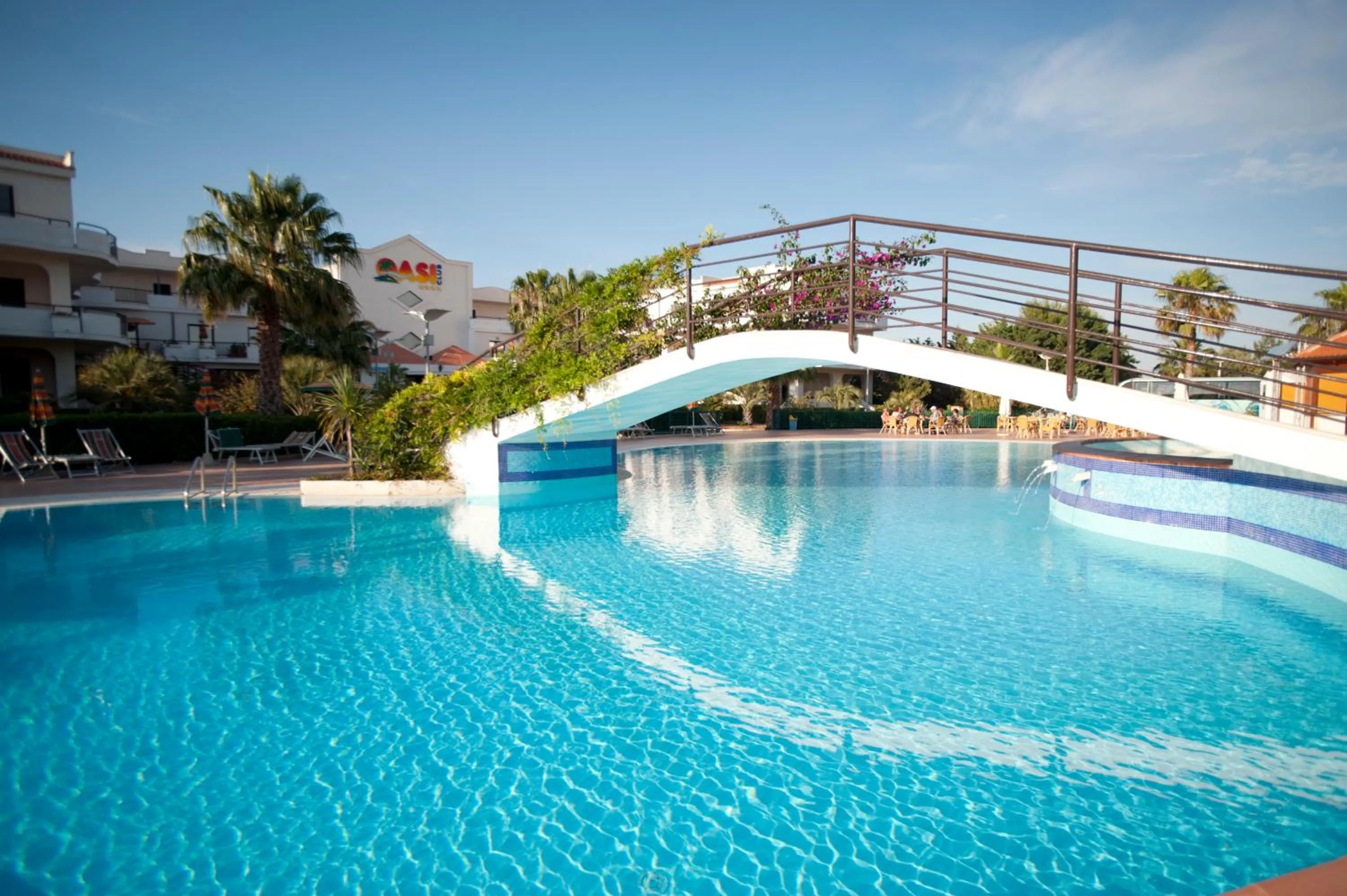 Swimming pool in Oasiclub Hotel