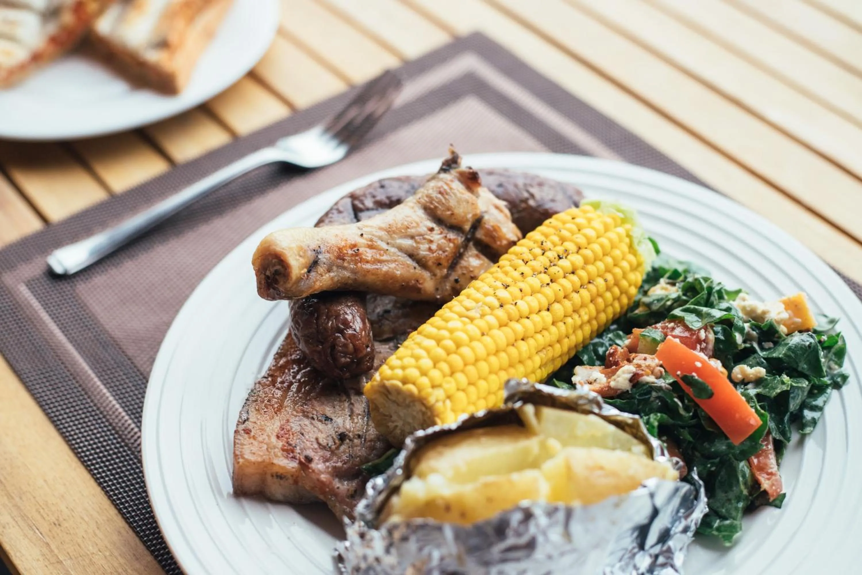 Restaurant/places to eat in The Log Collective