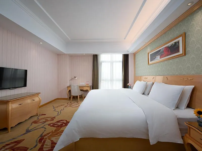 Bed in Vienna Hotel Changshu Binjiang