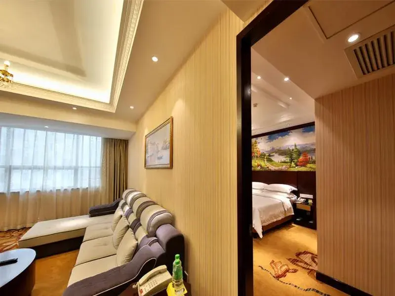 Bed in Vienna International Hotel Zhangjiajie Tianmen Mountain Bed in Vienna International Hotel Zhangjiajie Tianmen Mountain