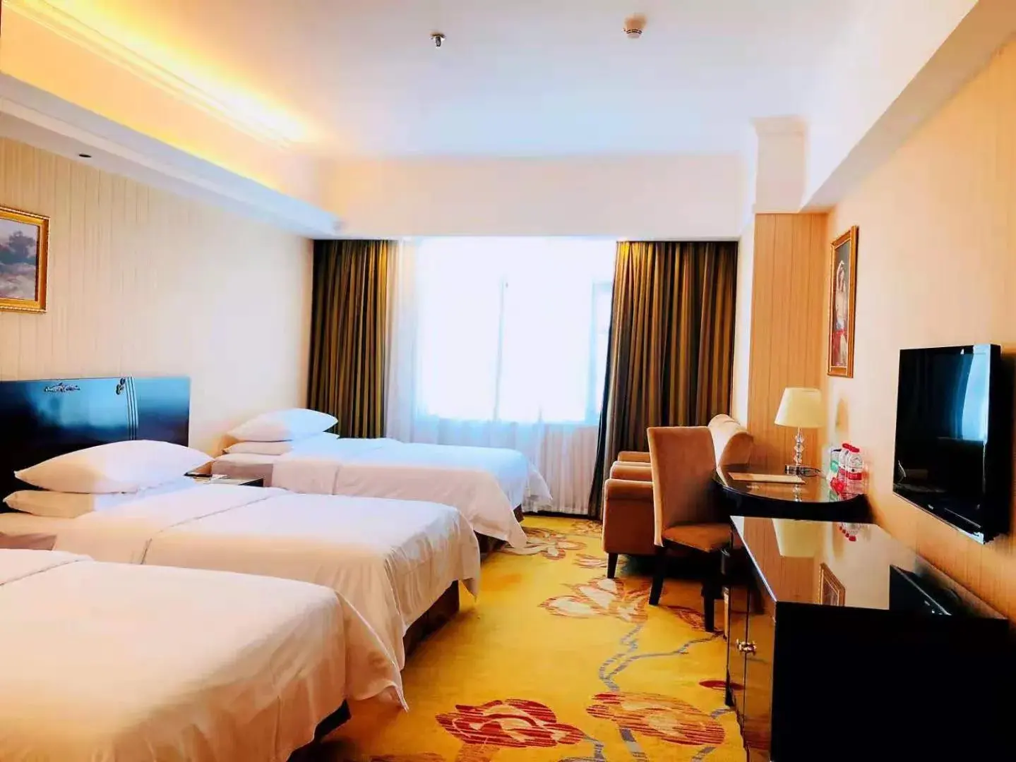 Bed in Vienna Hotel Baoan Liutang Bed in Vienna Hotel Baoan Liutang