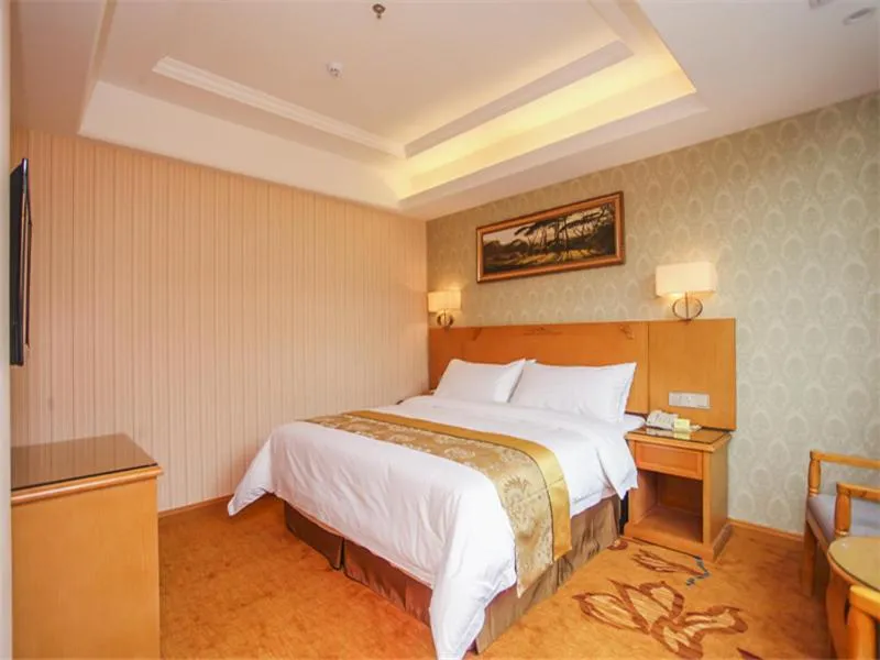 Bed in Vienna Hotel Fuzhou Linchuan Avenue